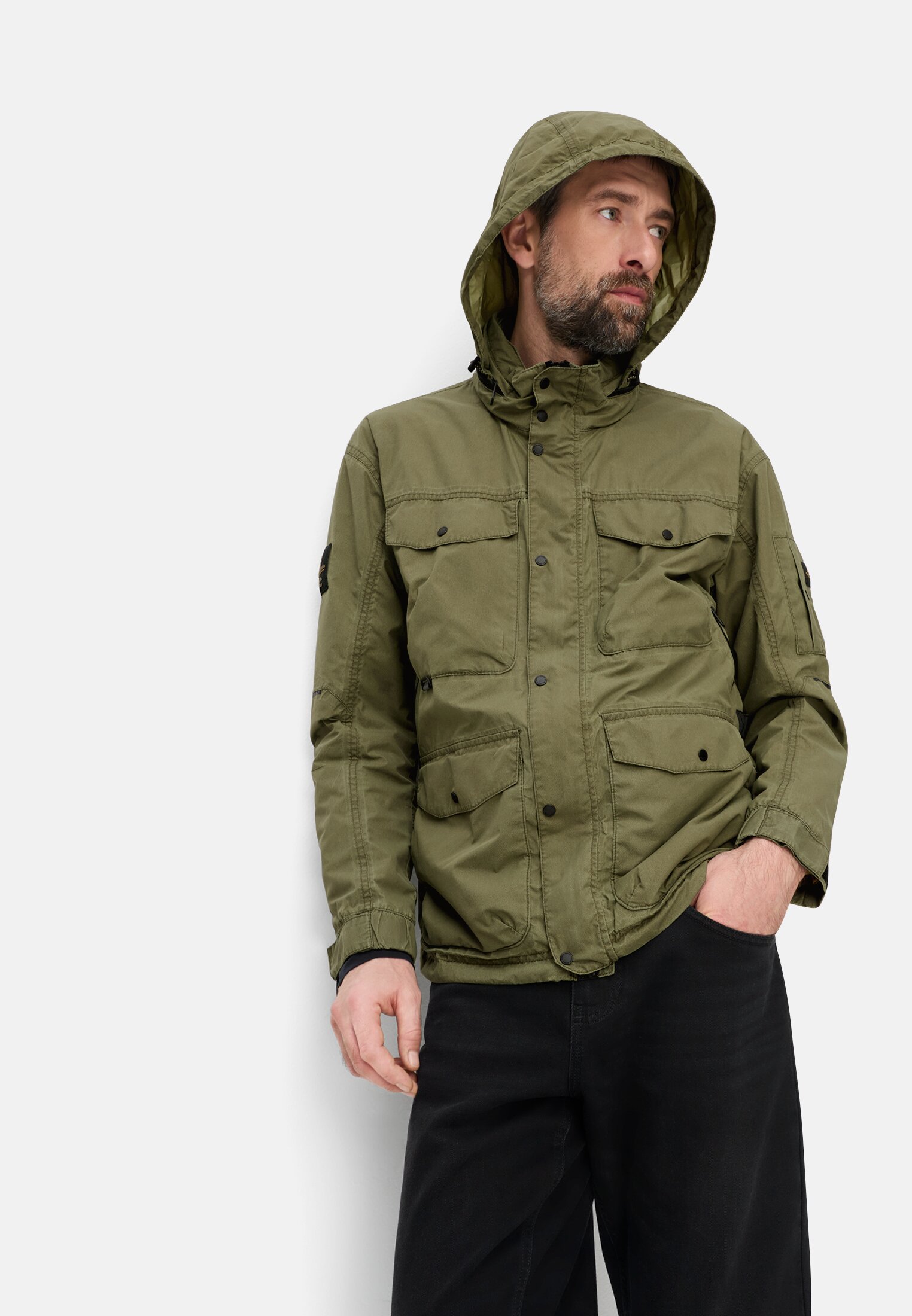 Men teXXXactive® jacket with roll-up hood Olive Green worn emotional