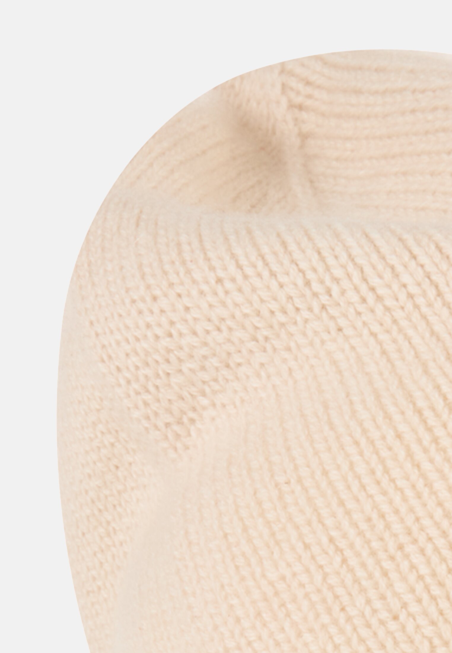 Damen Beanie aus reinem Kaschmir Beige vorne nah