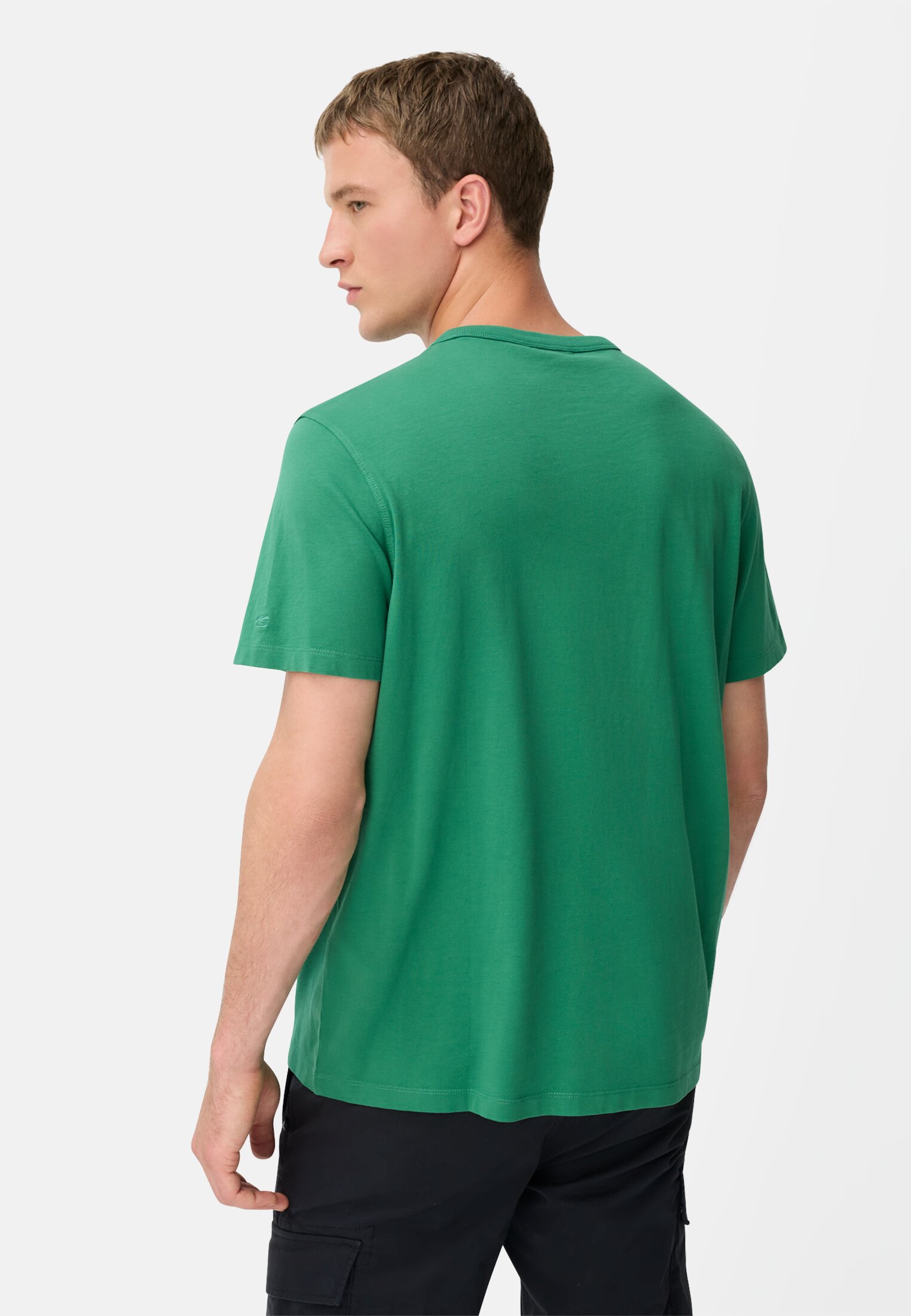 Men T-shirt made of pure cotton Fir green worn back