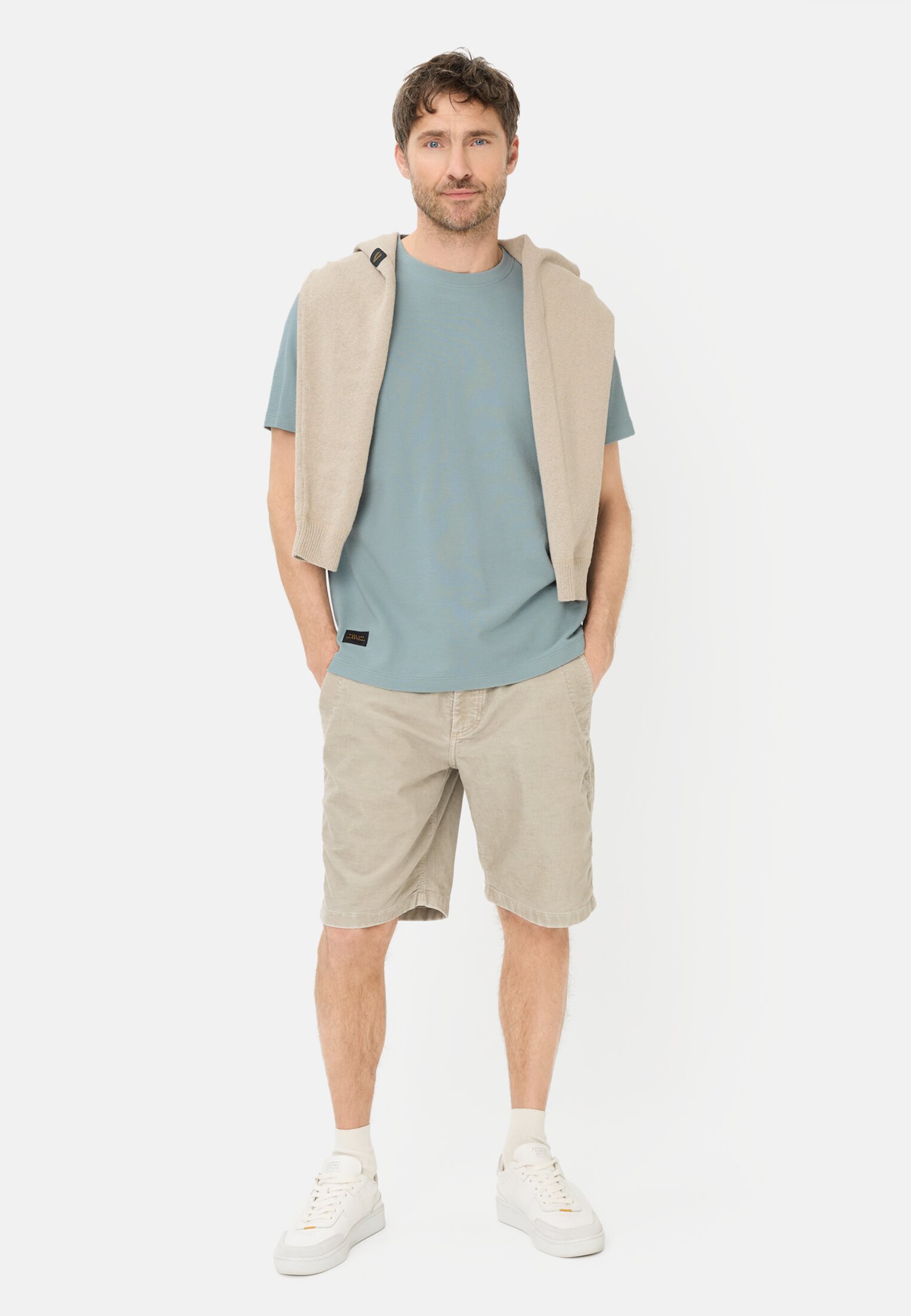 Heren T-shirt van puur katoen Waterblauw gedragen voor lichaam compleet