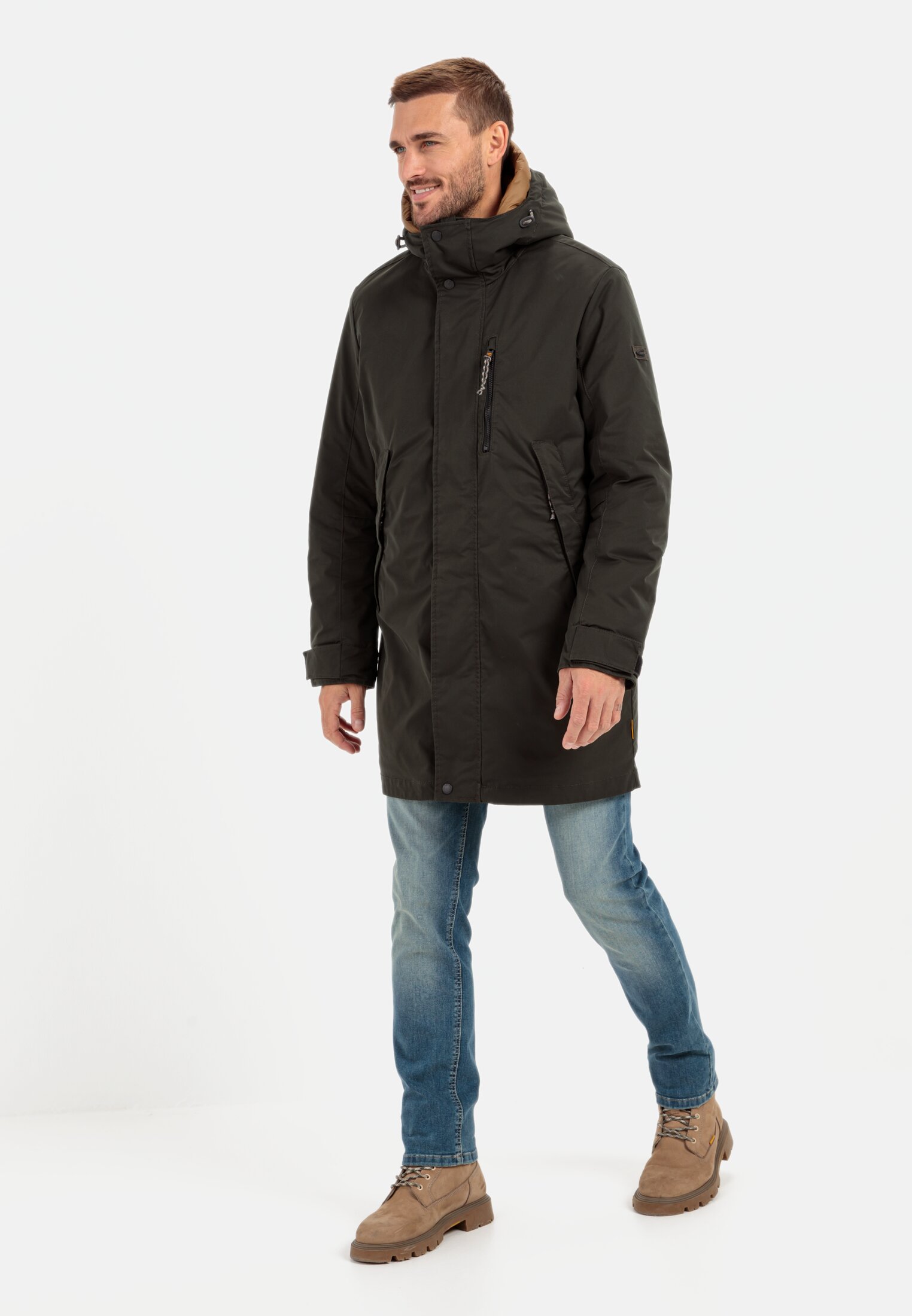 MI_410780-2O75-94_M3-00 Herren Warmer Mantel mit herausnehmbarer Innenkapuze Dunkel khaki getragen vorne Ganzkörper