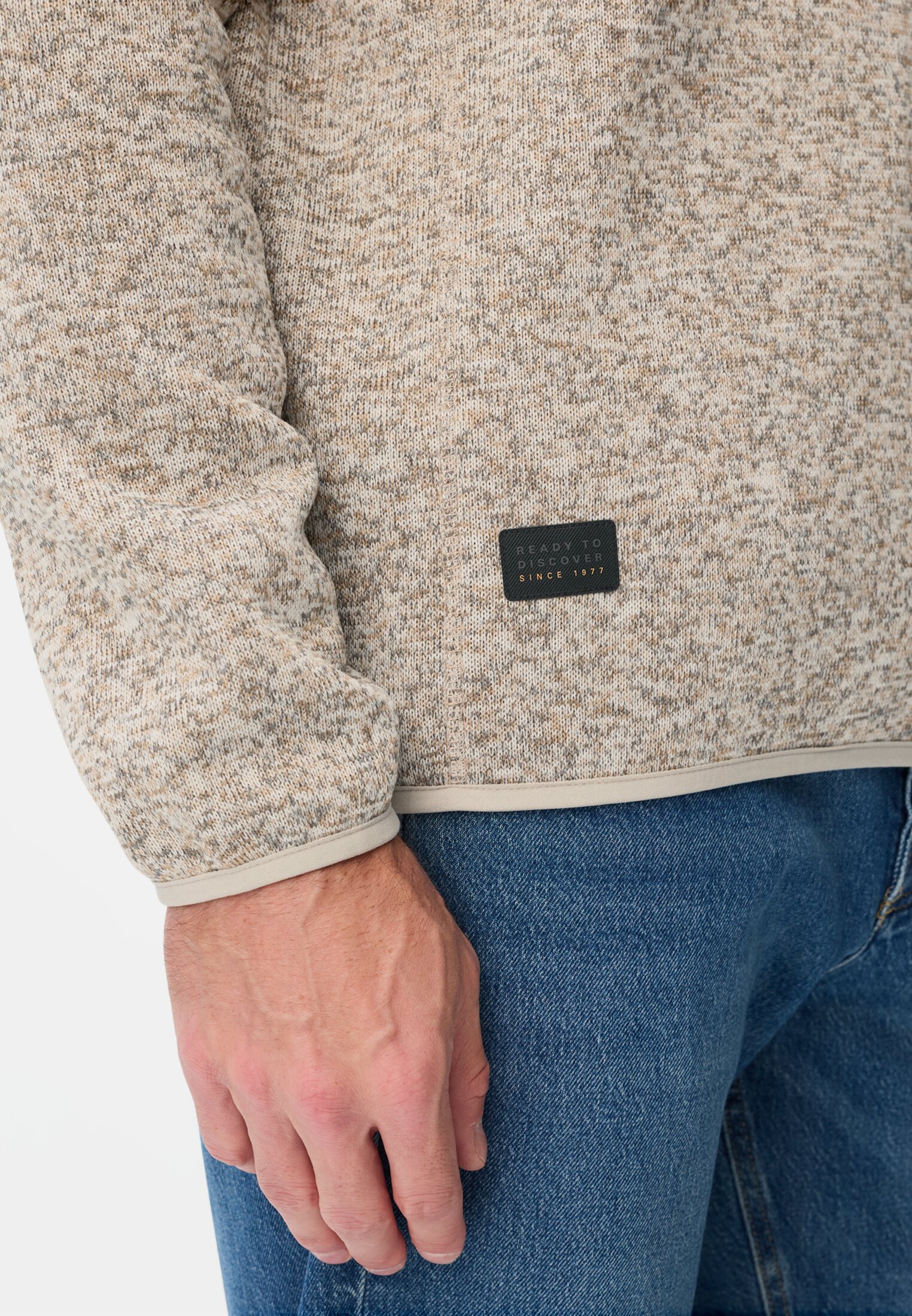 Men Knitted troyer in marled look Beige worn detail close