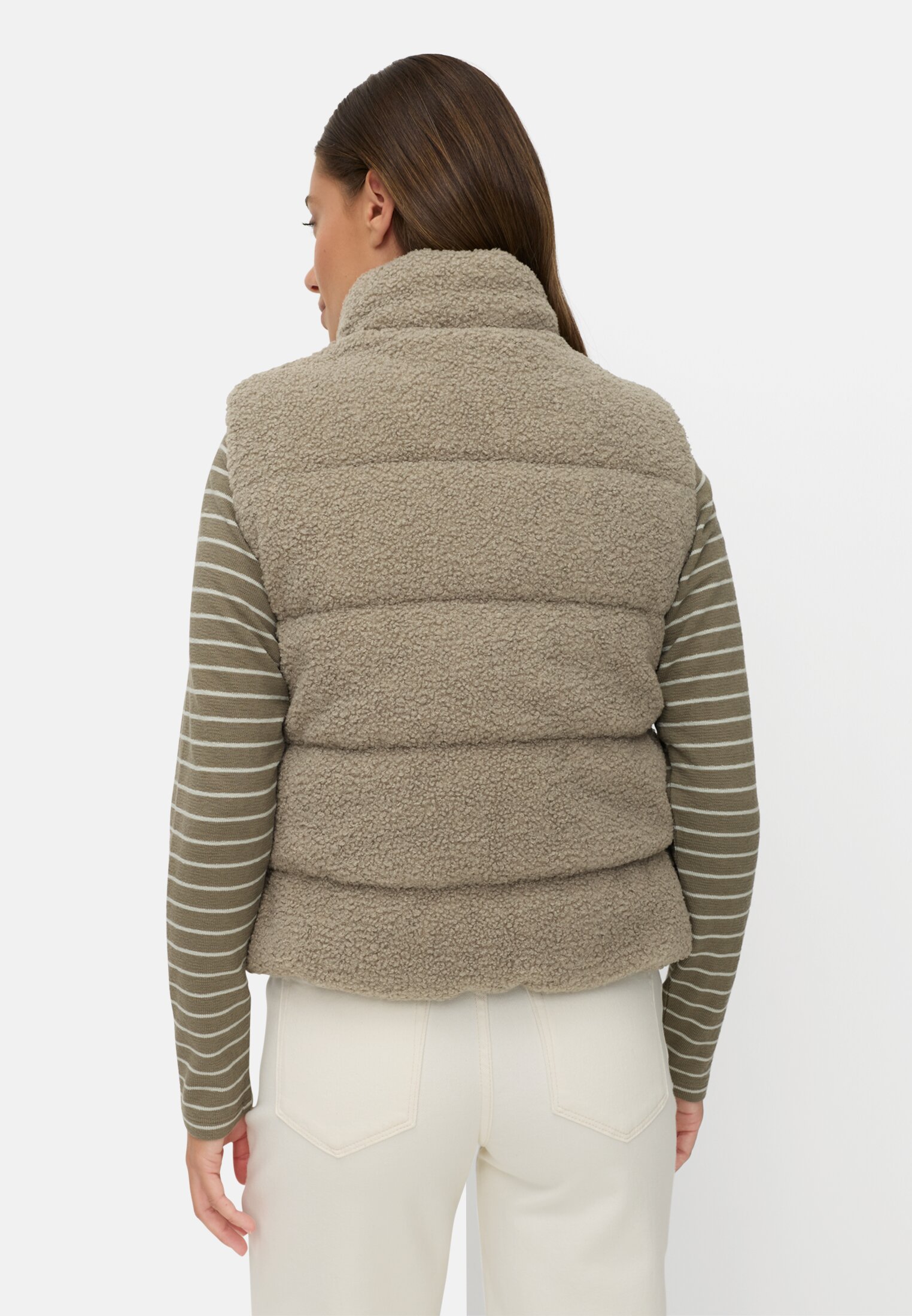 Vrouwen Teddybodywarmer met ritszakken Bruin gedragen achter