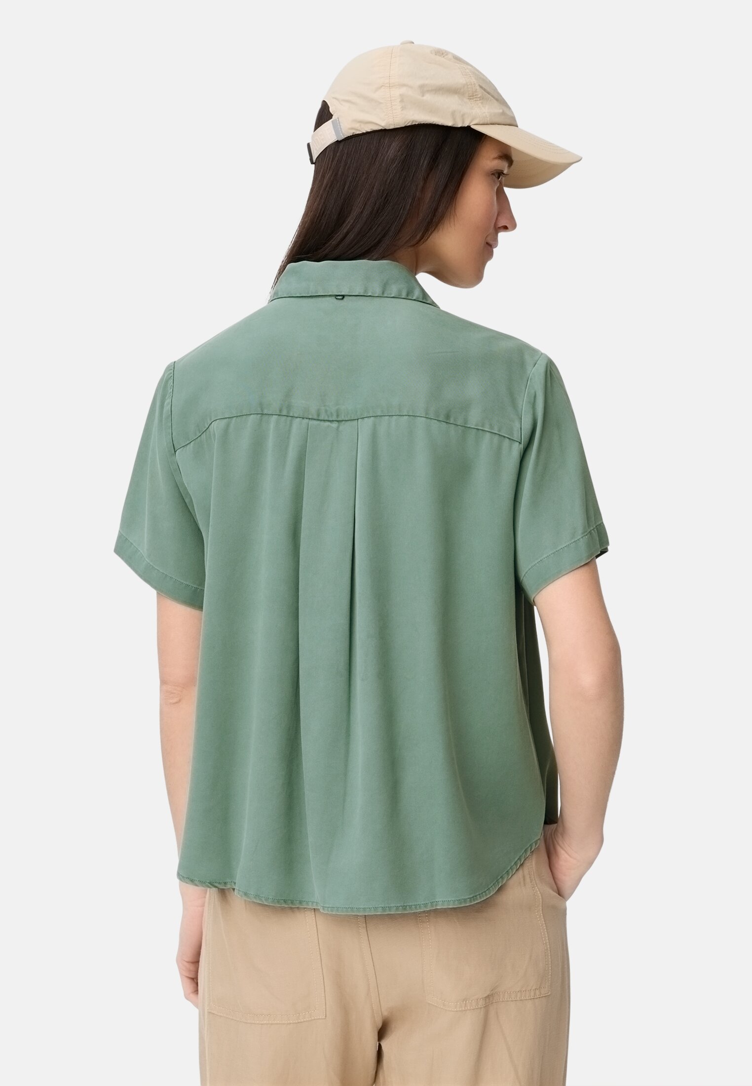 Damen Kurzarm Bluse mit Kentkragen Jadeblau getragen hinten