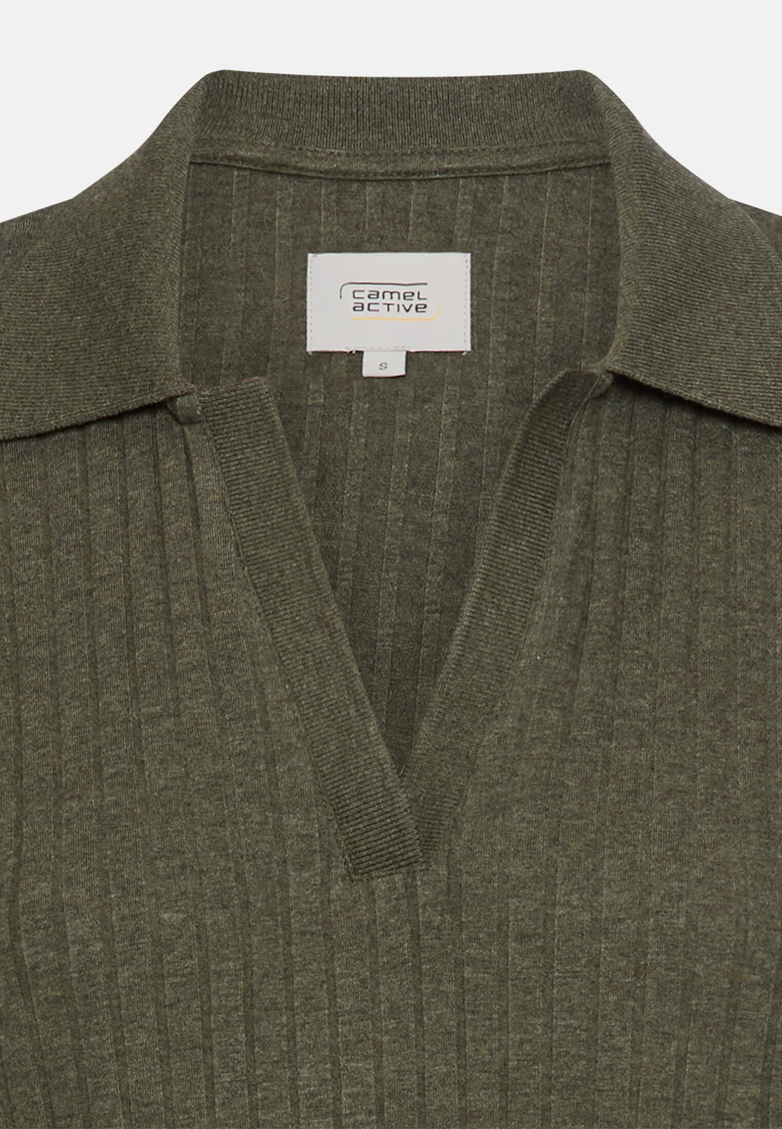 Damen Jersey-Shirt mit geripptem Kragen Dunkelgrün vorne nah