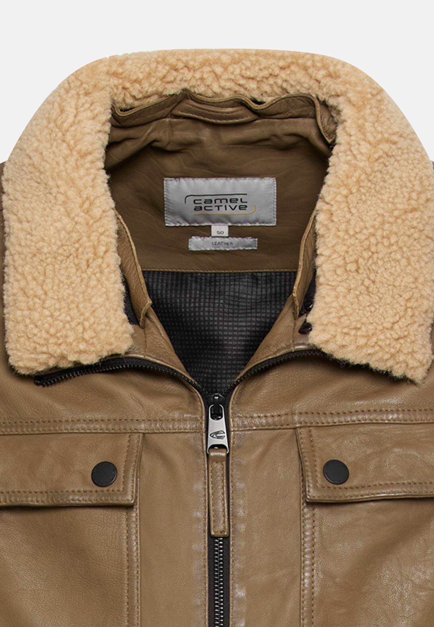 Herren Leder Fieldjacke mit Stehkragen und Brusttaschen Sepiabraun vorne nah