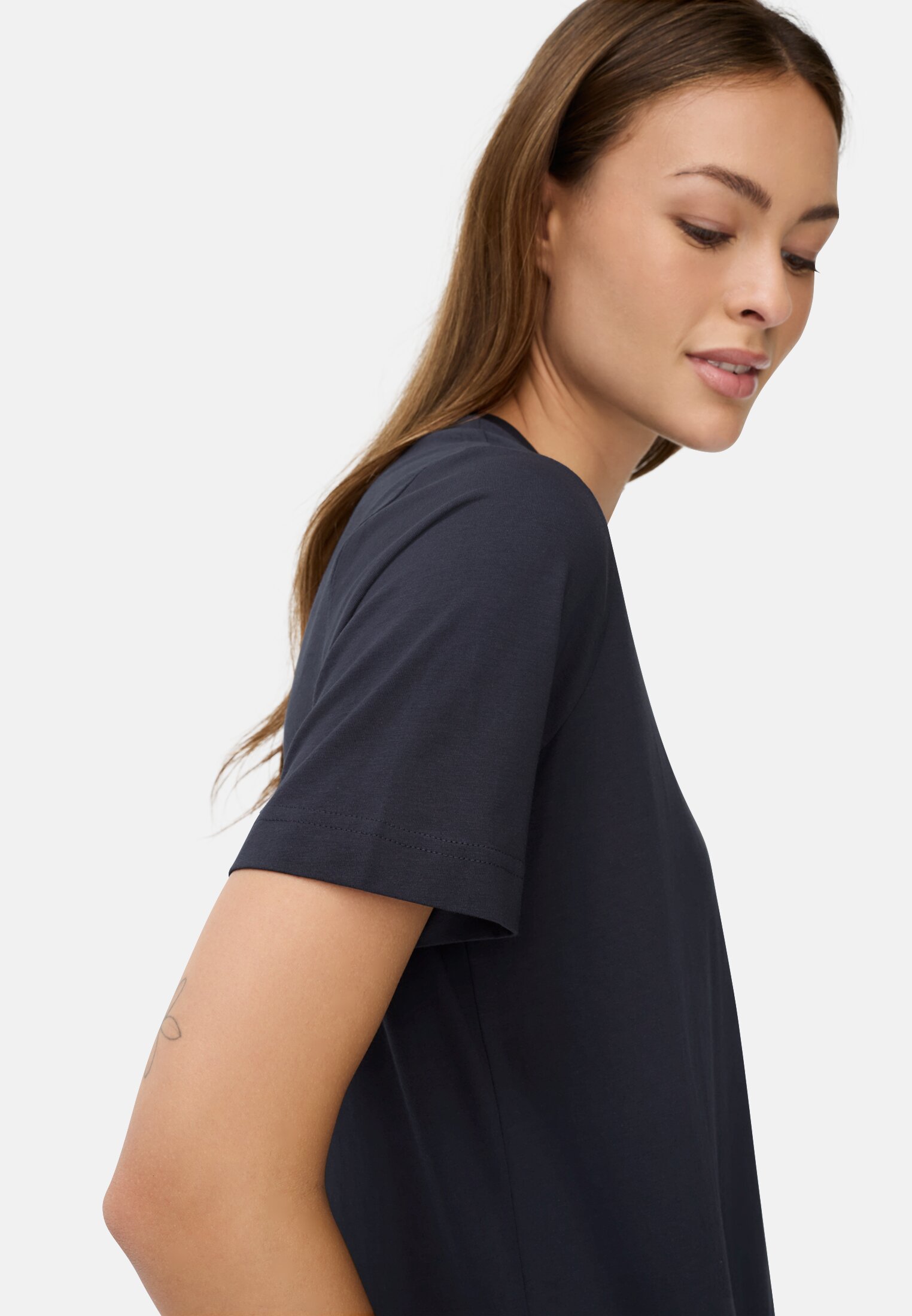 Women T-shirt made of pure cotton Midnight Blue worn emotional
