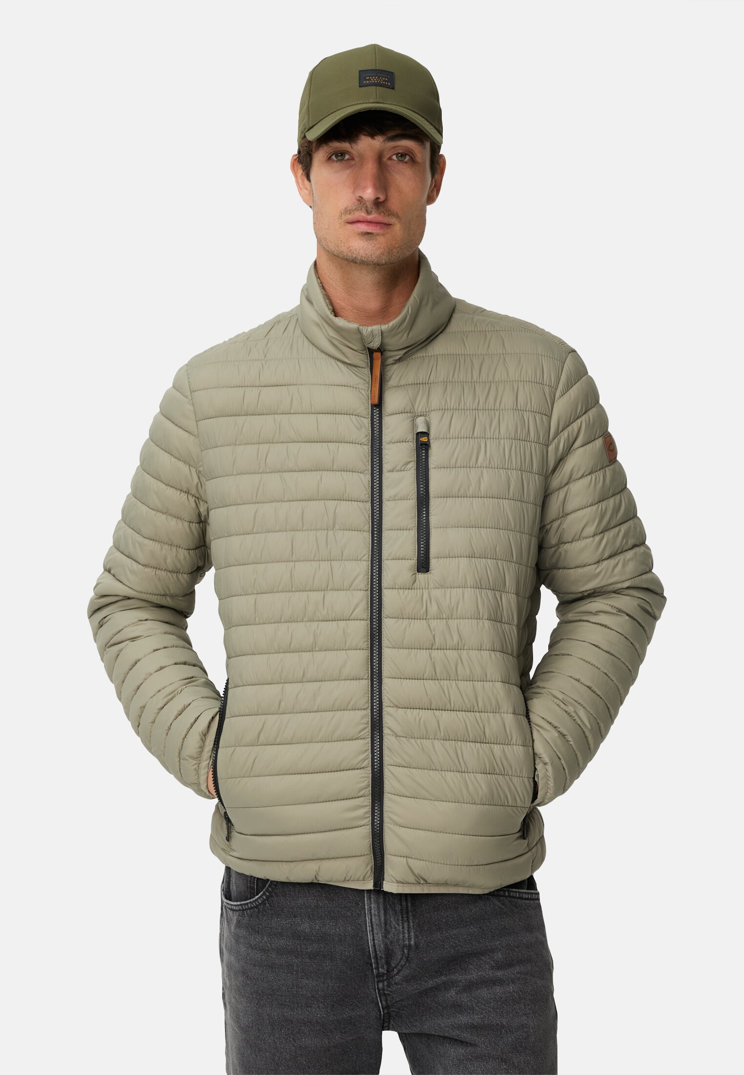 Men Quilted jacket with zip pockets Green worn front