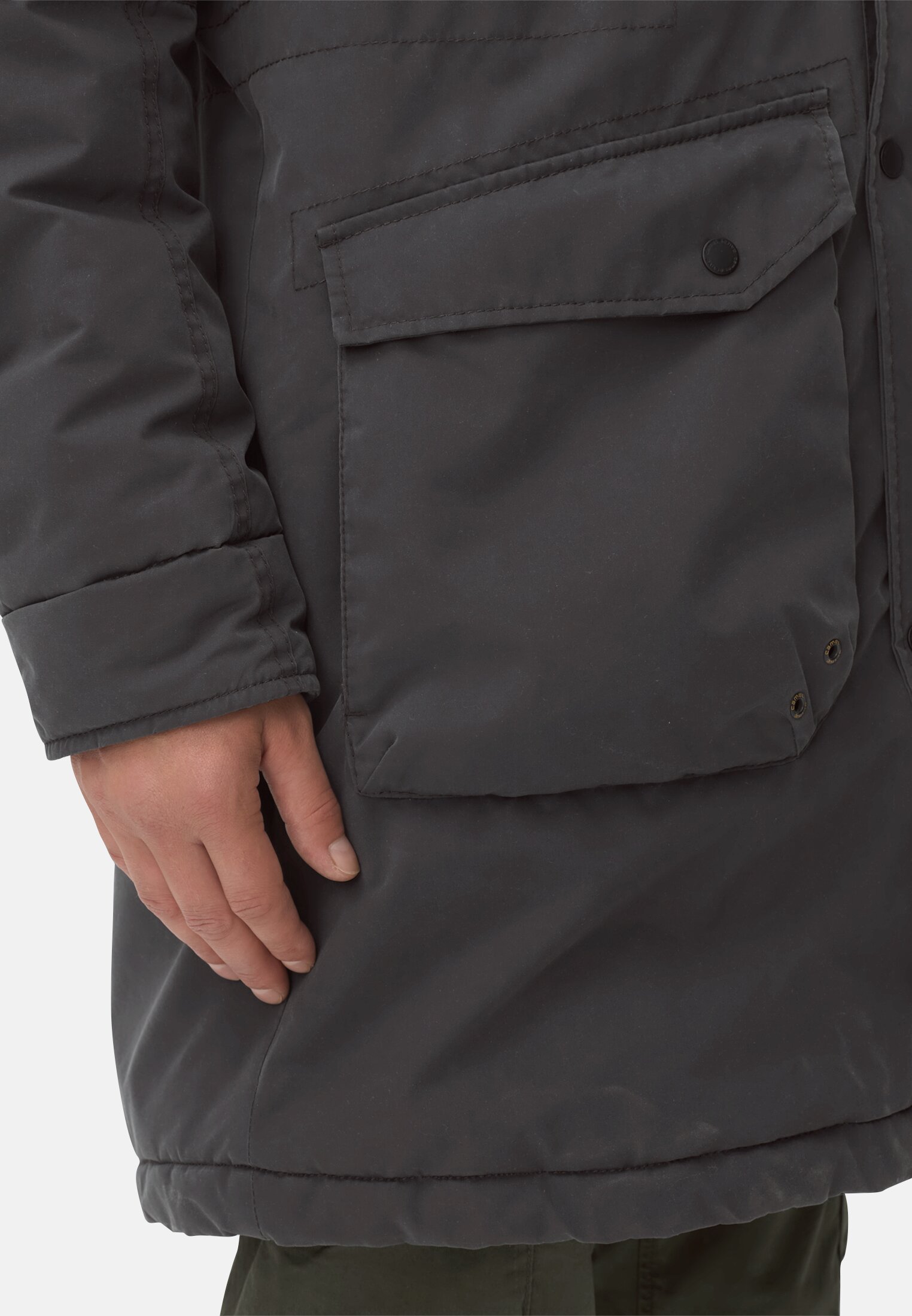 Herren Parka mit abnehmbarer Kapuze Schwarz getragen detailliert nah