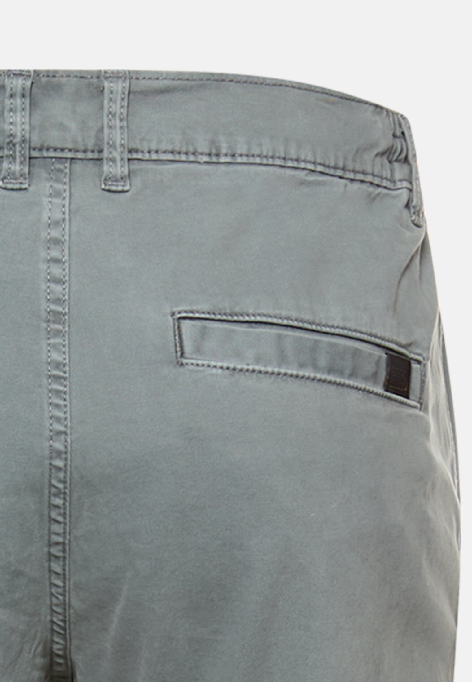 Heren Regular fit chinobroek Stormblauw achter dichtbij