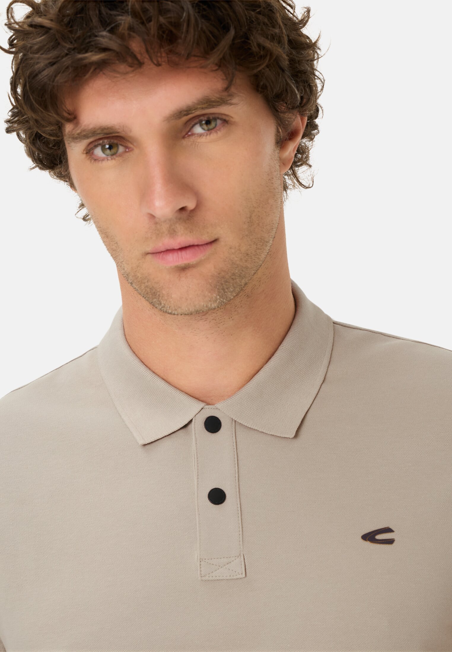 Men Polo shirt with contrast details Beige worn detail close