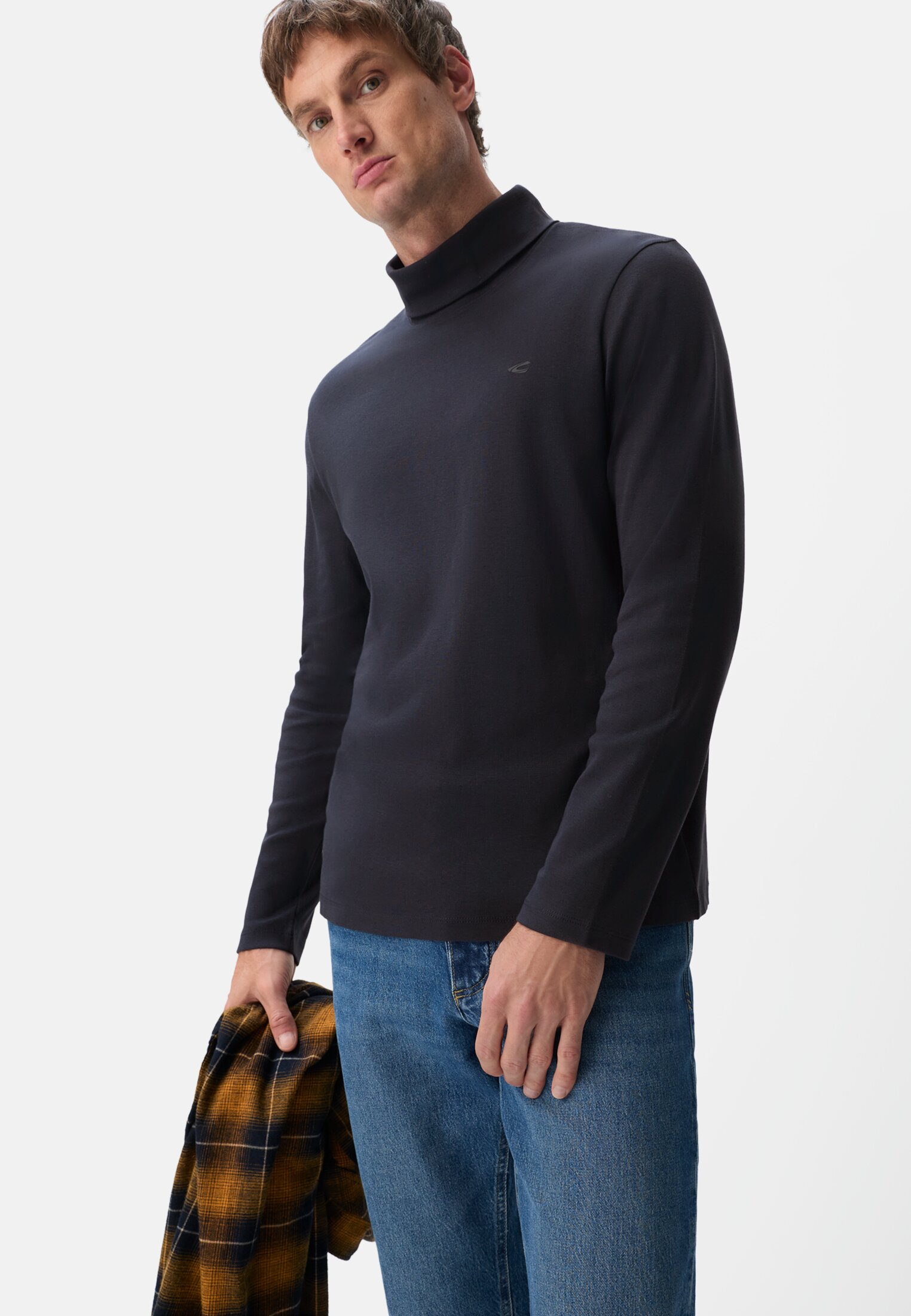 Herren Rollkragenshirt mit 2-Wege Stretch Navyblau getragen emotional