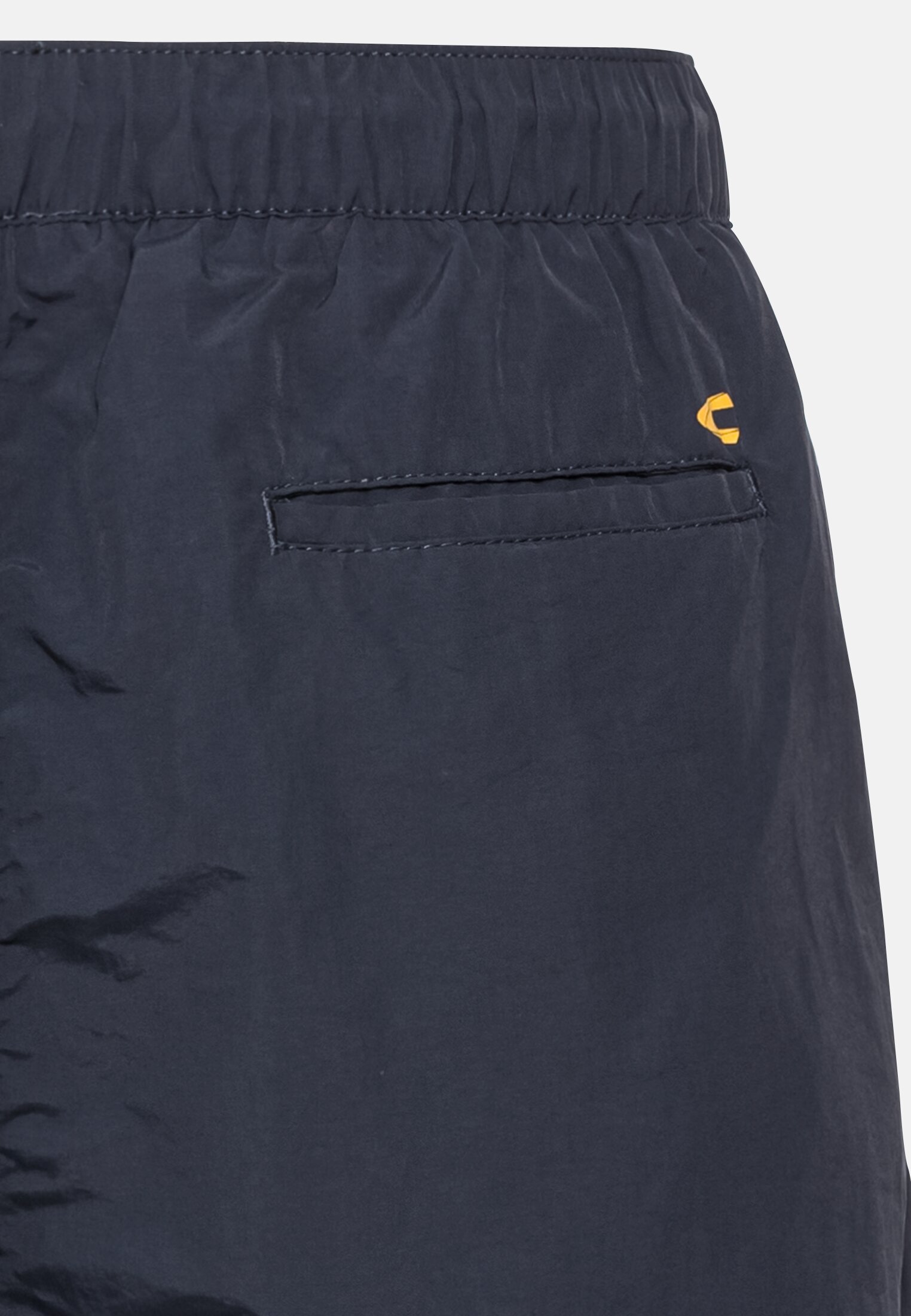 Herren Beach Shorts mit Cargotasche Blau hinten nah