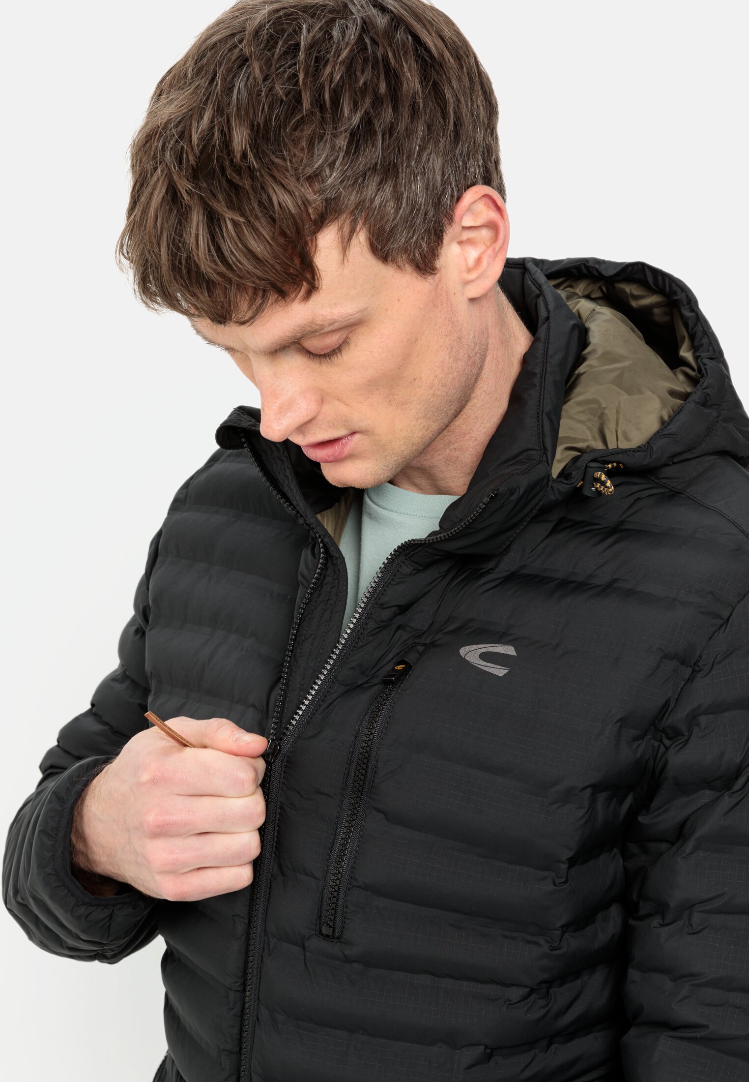 Herren Wasserdichte teXXXactive® Funktionsjacke in Steppoptik Schwarz getragen detailliert nah
