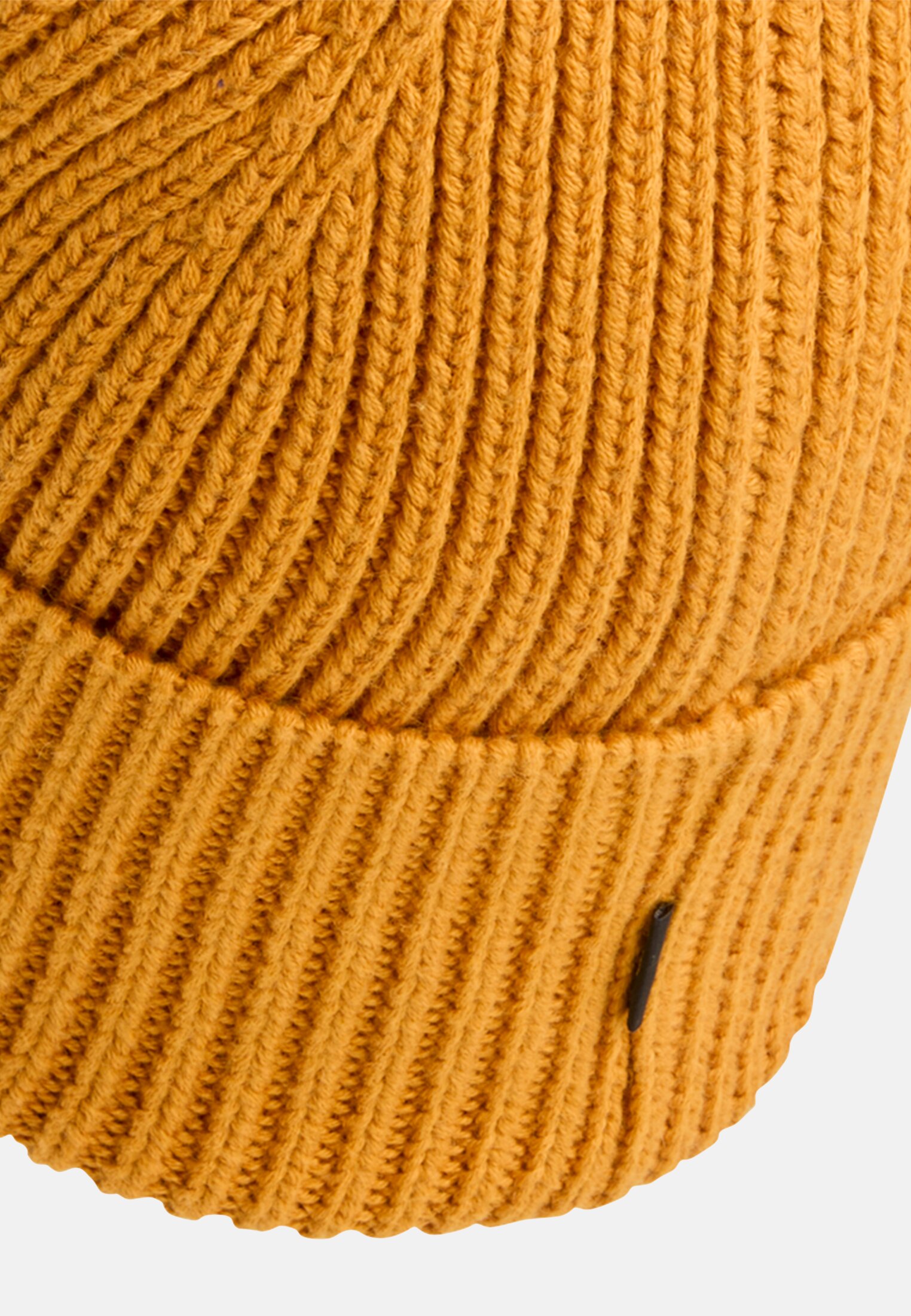 Men Beanie made from a cotton-cashmere blend Yellow close back