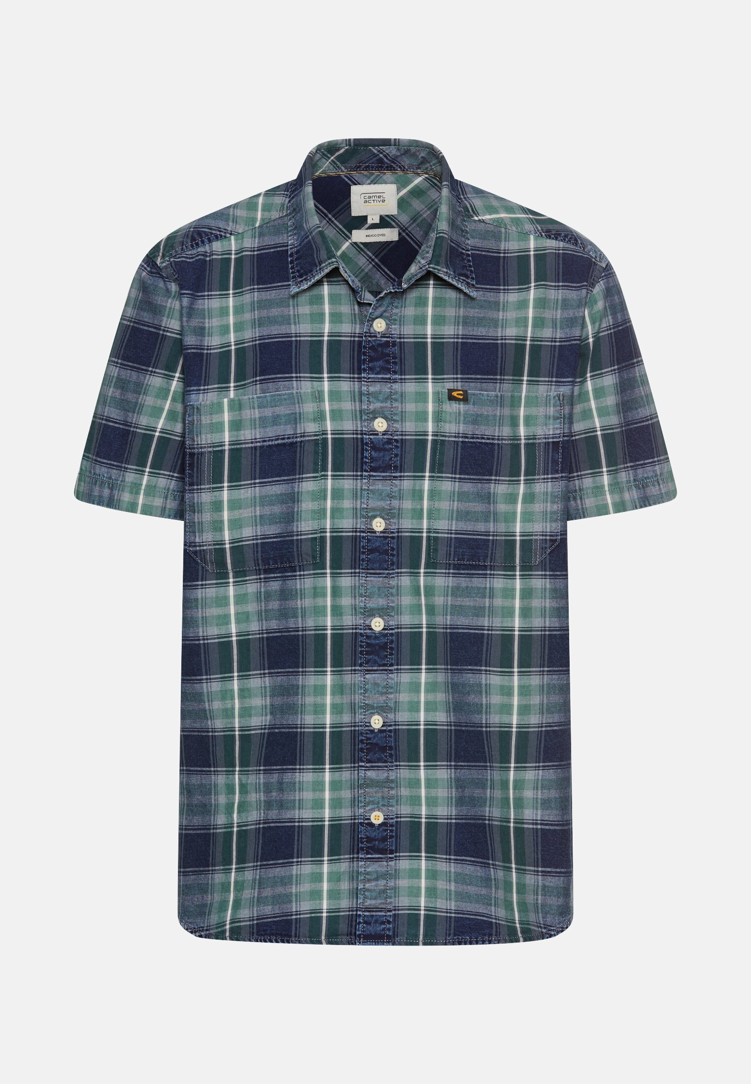 Herren Kurzarm Shirt mit Kentkragen und Brusttaschen Tannengrün frontal vorn
