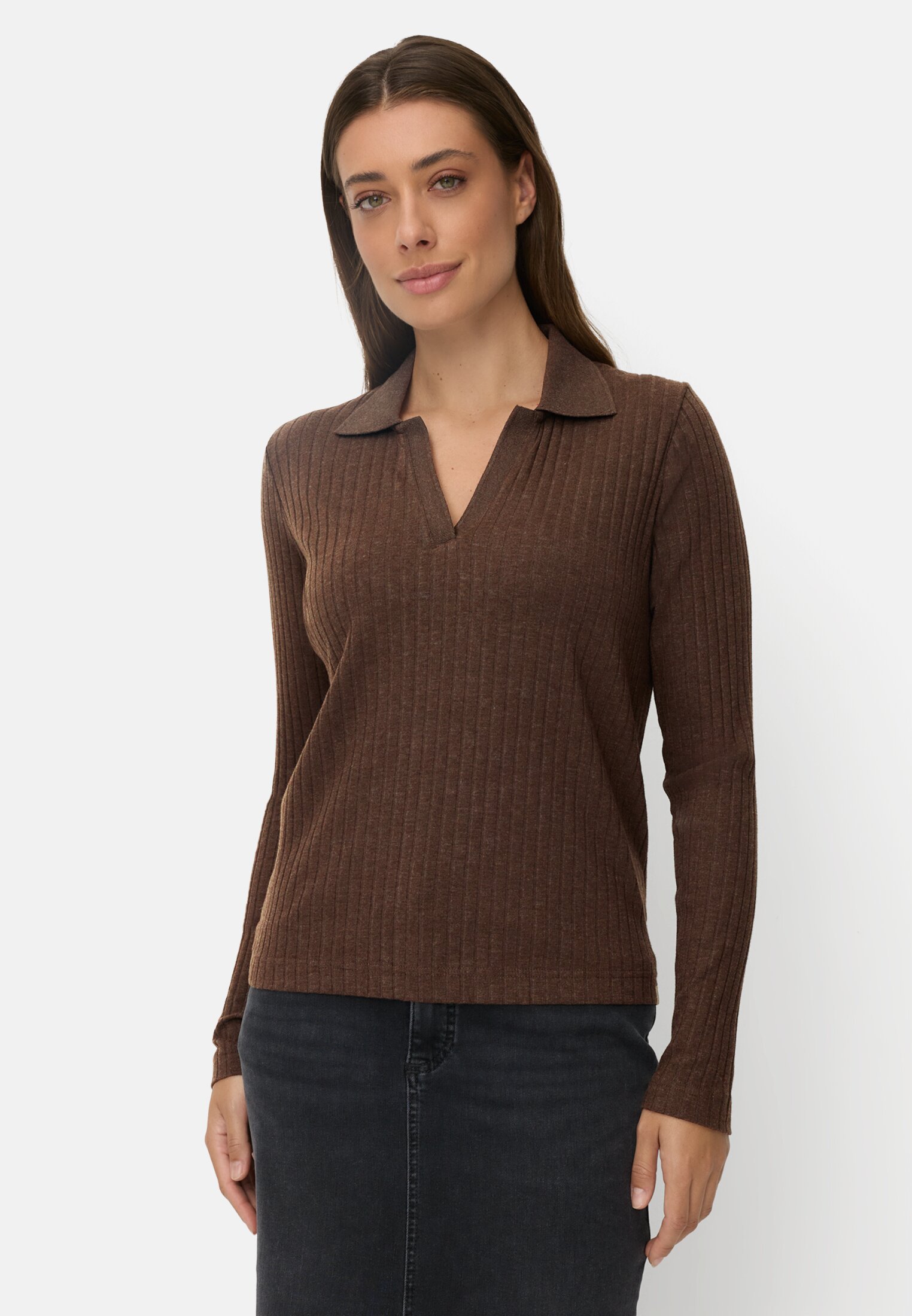 Women Jersey shirt with ribbed collar Brown worn front