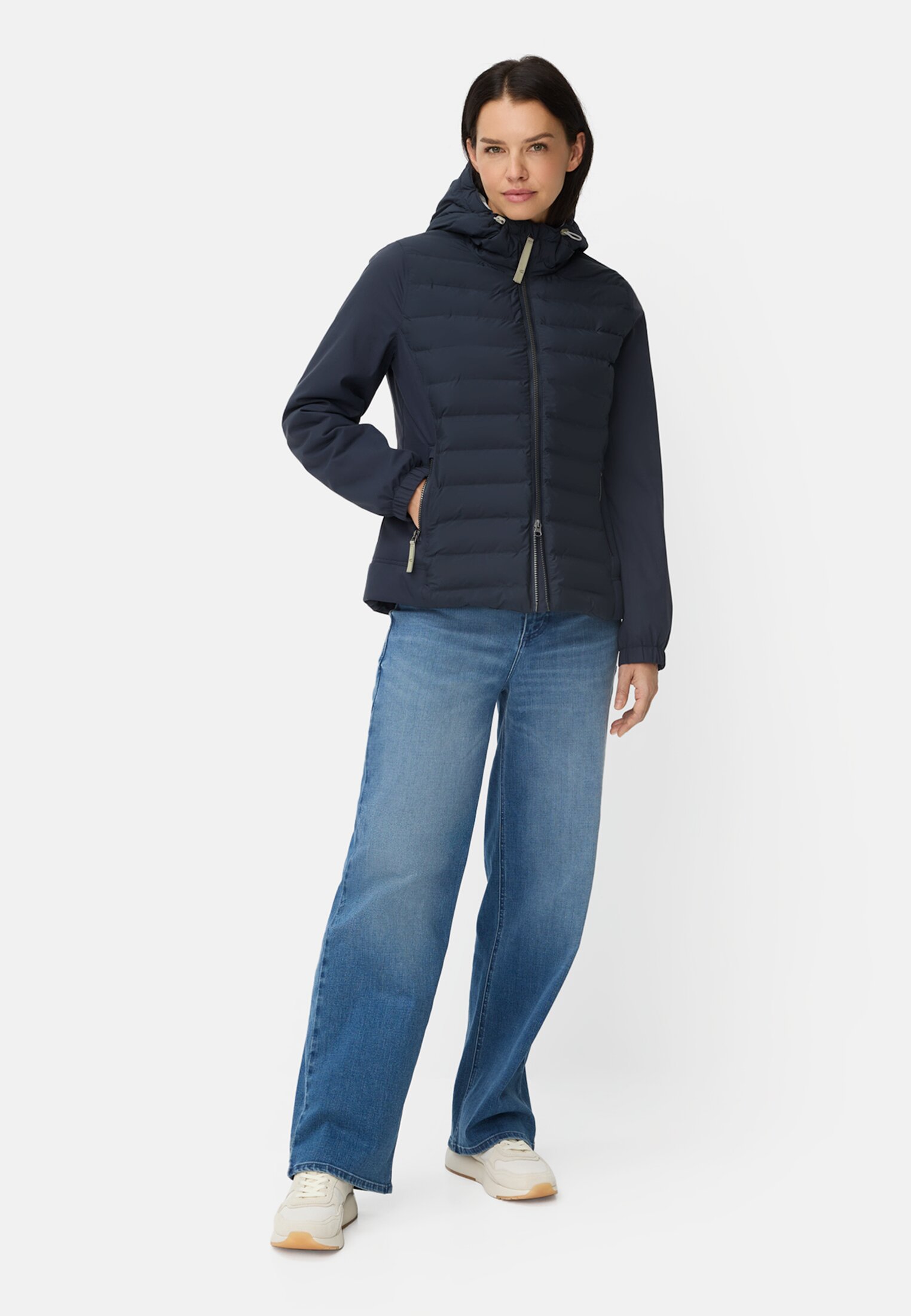 Women teXXXactive® jacket with reflective details Dark blue worn front full body