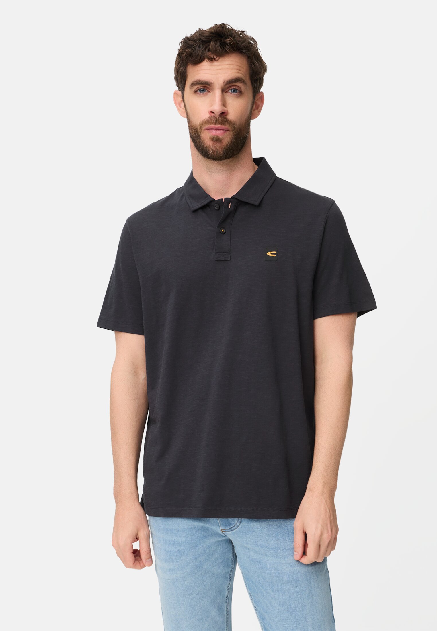 Herren Poloshirt aus reiner Baumwolle Dunkelblau getragen vorn