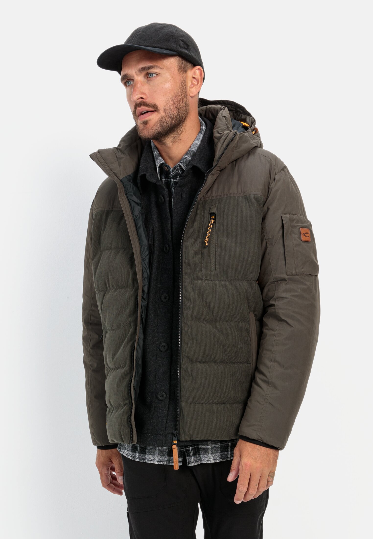 Men Quilted blouson with detachable hood Khaki worn front