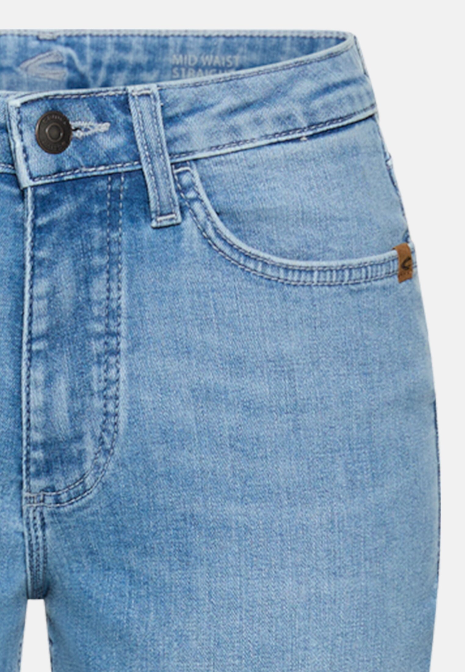 Damen 5 Pocket Straight Fit Jeans Hellblau vorne nah