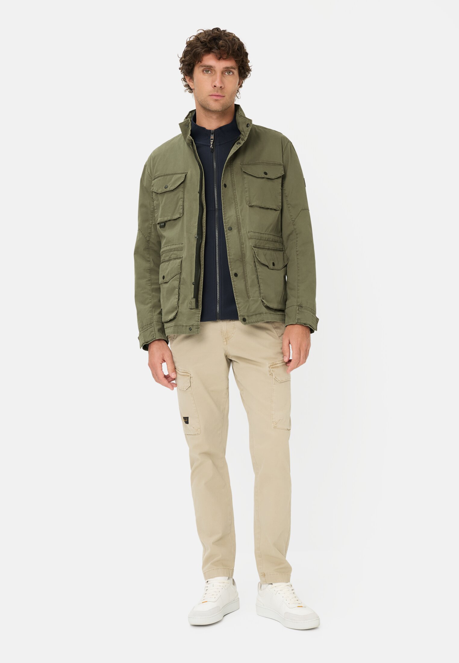 Heren Blouson met oprolbare capuchon Olijfgroen gedragen voor lichaam compleet 