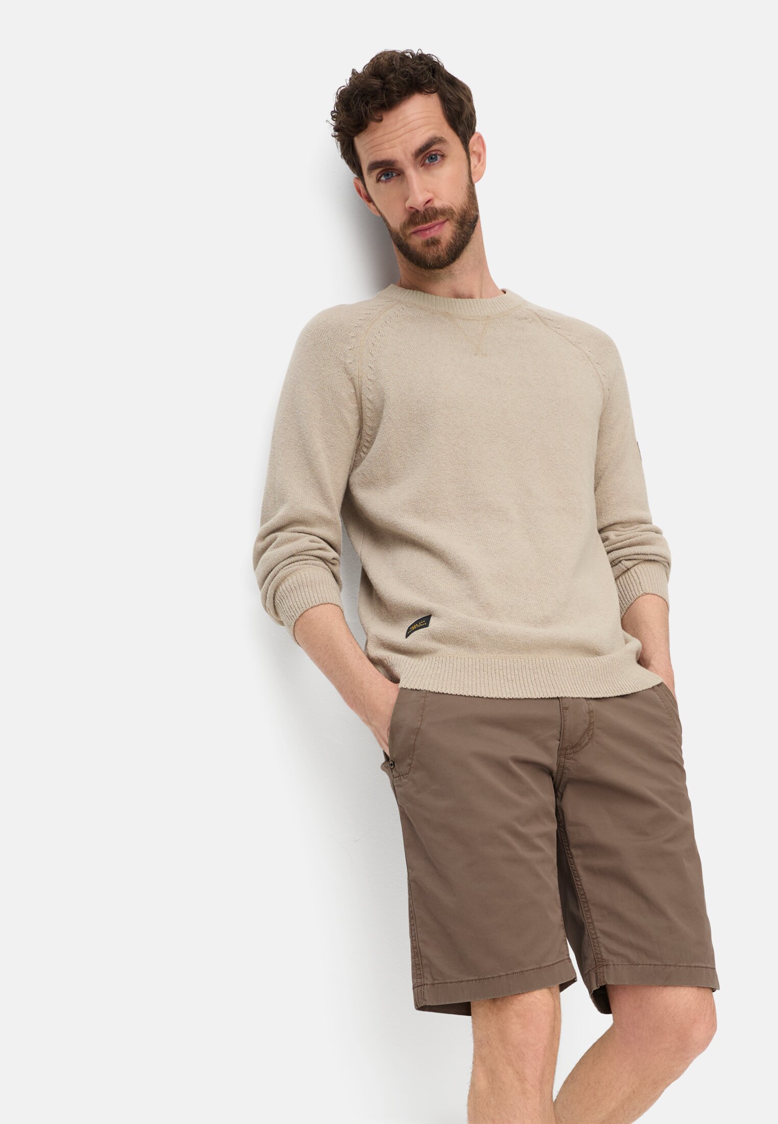 Men Bermuda shorts with zipper Mud Brown worn emotional