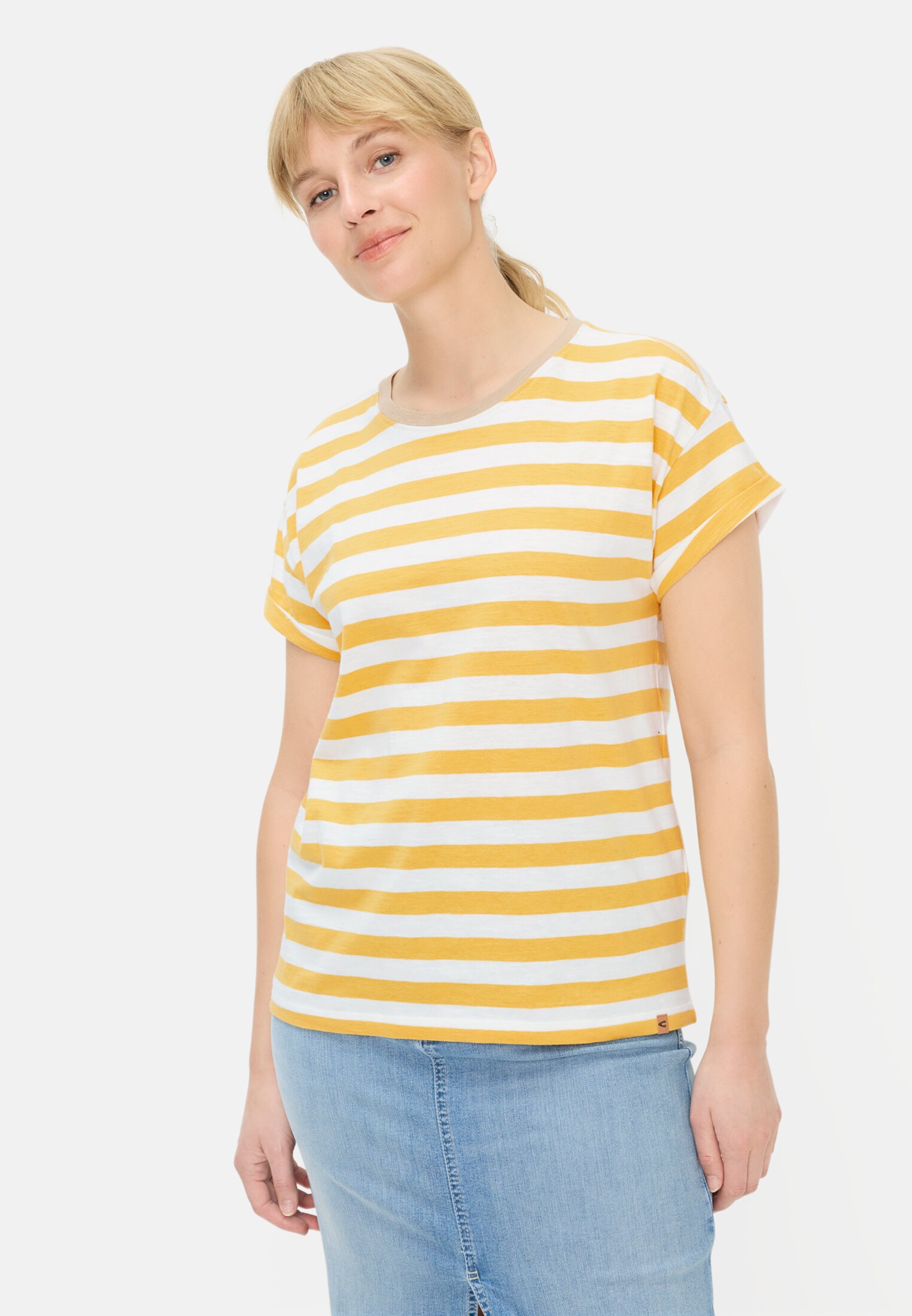 Damen T-Shirt aus reiner Baumwolle Gelb getragen vorn