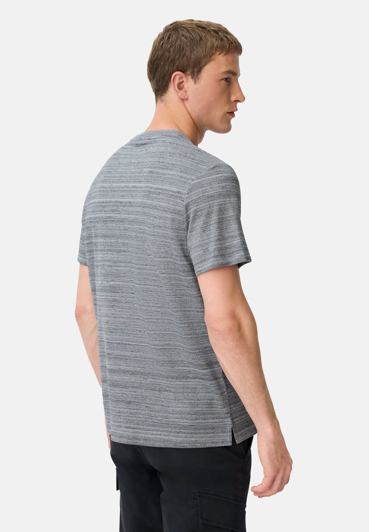 Herren T-Shirt mit Cooling Performance Steinblau getragen hinten