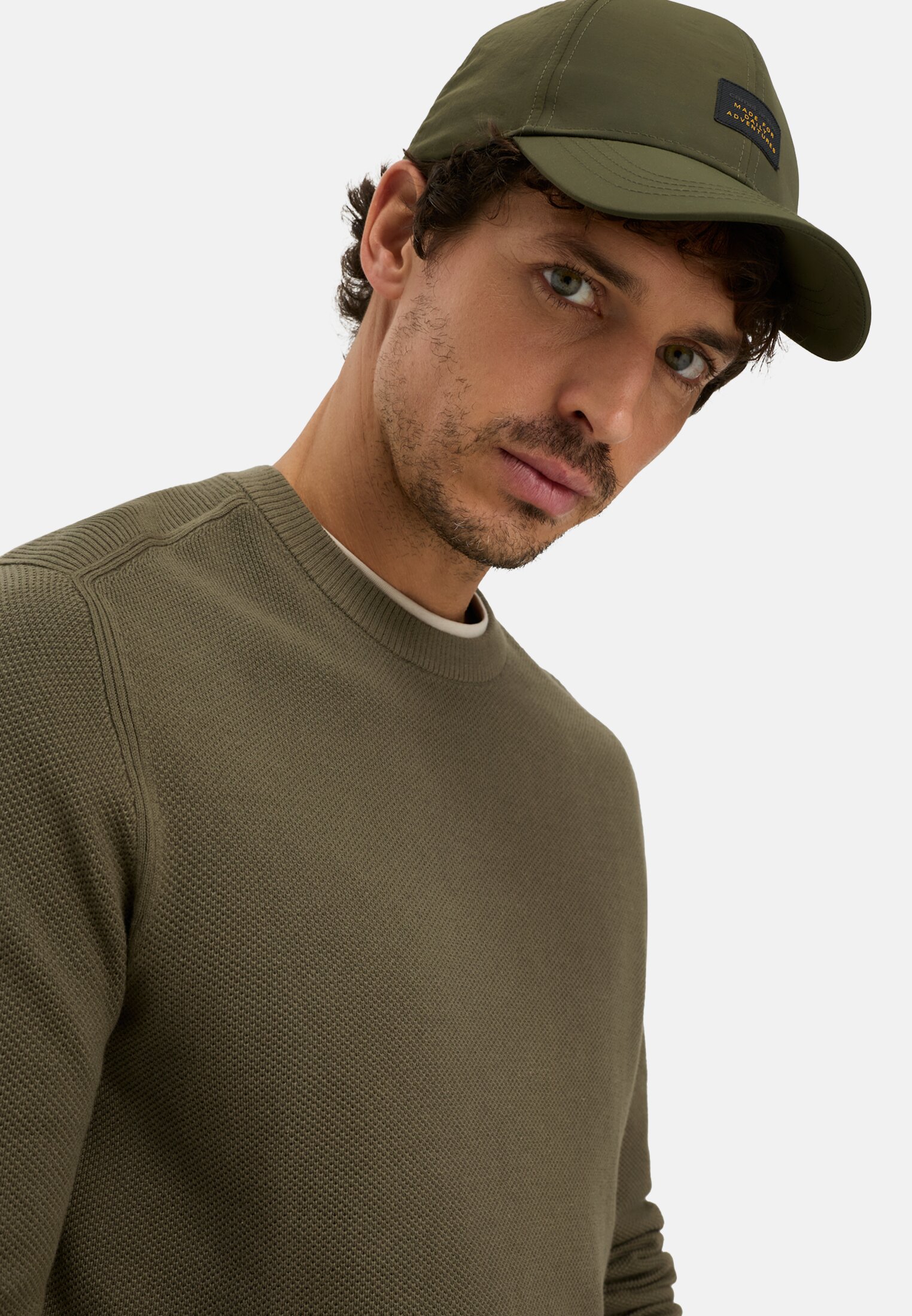 Heren Gebreide trui met ronde hals Olijfgroen gedragen emotional 