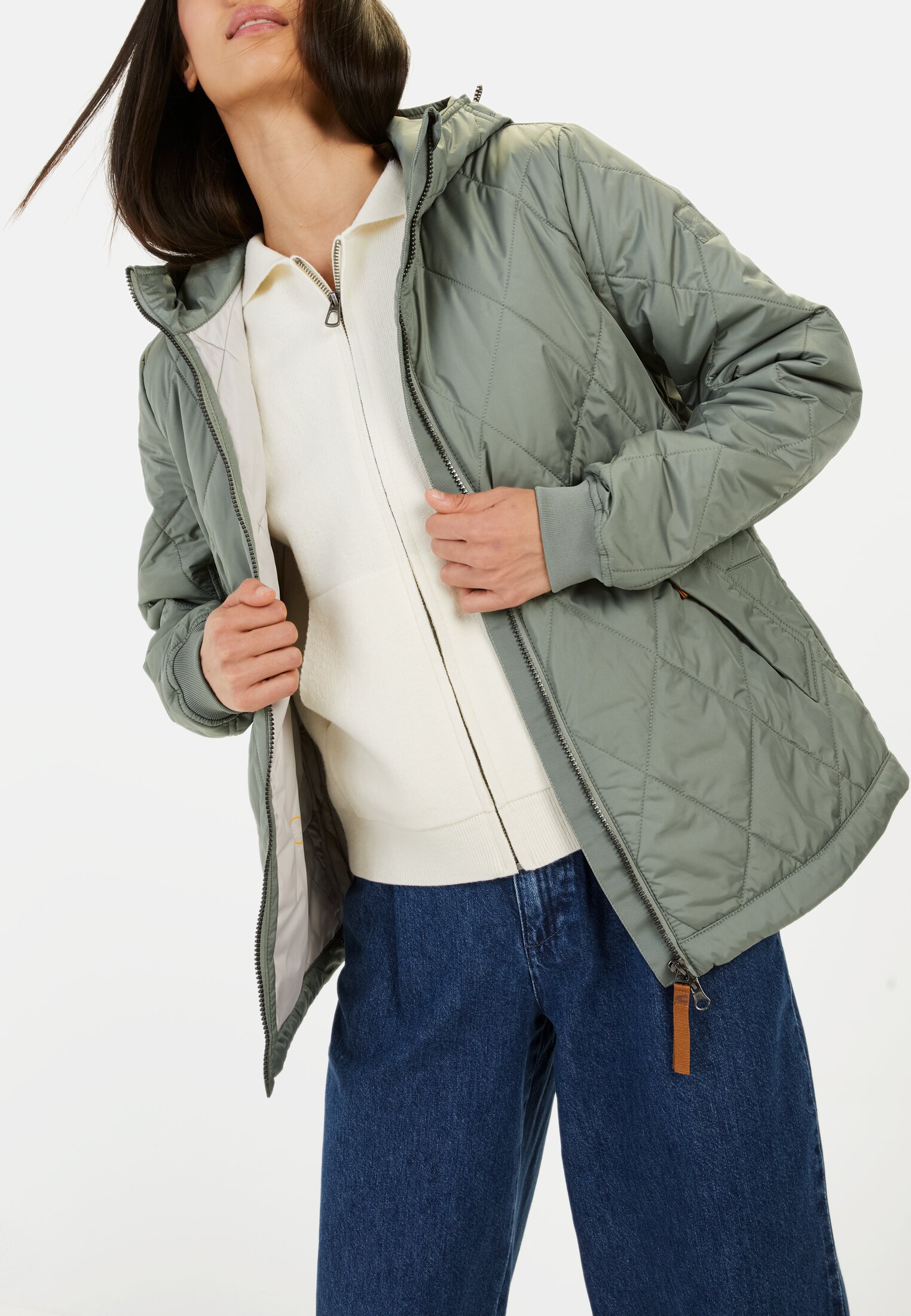 Women Jacket with diamond quilting Light Green worn emotional