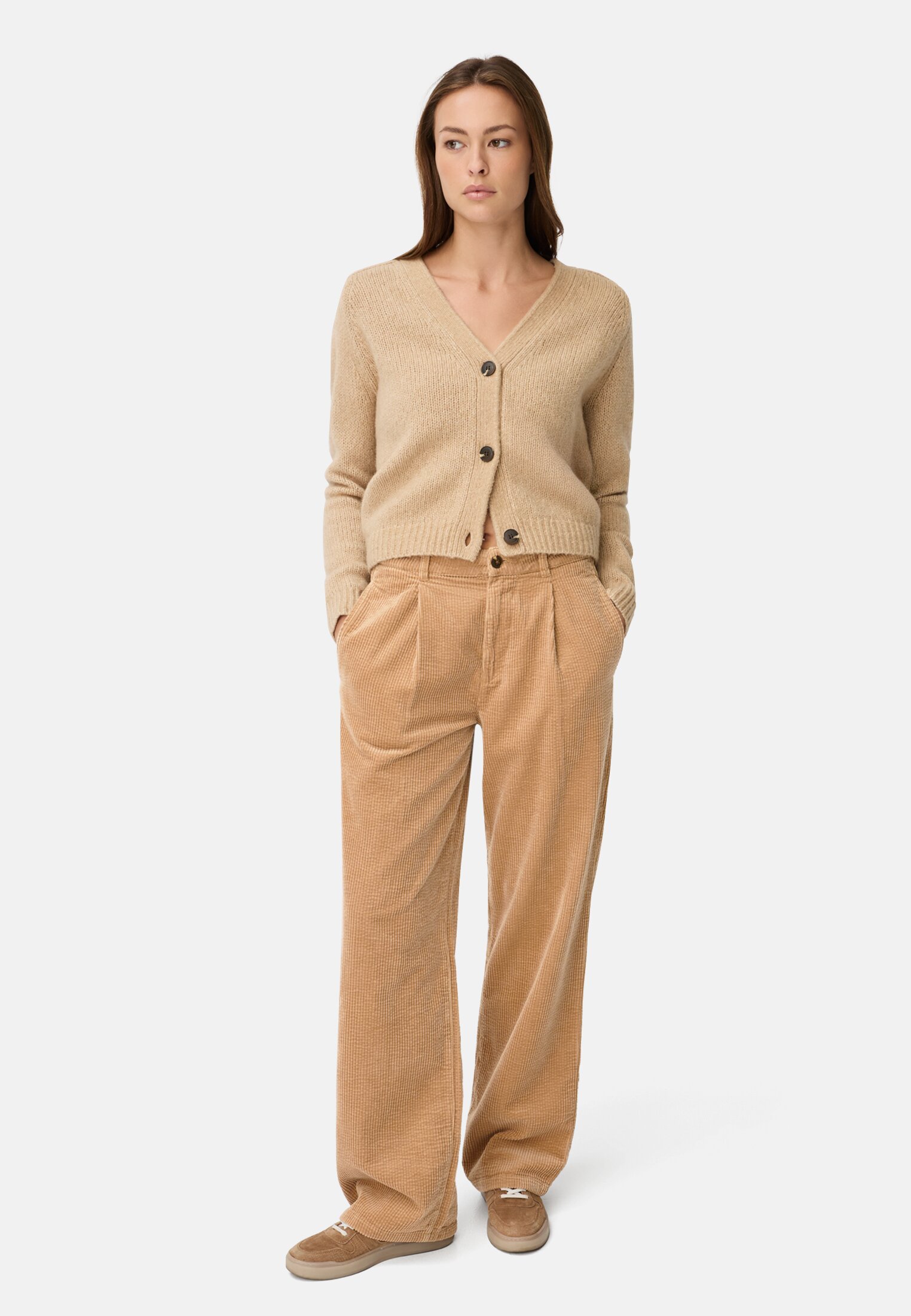 Women Relaxed fit chino trousers made of cotton Caramel worn front full body