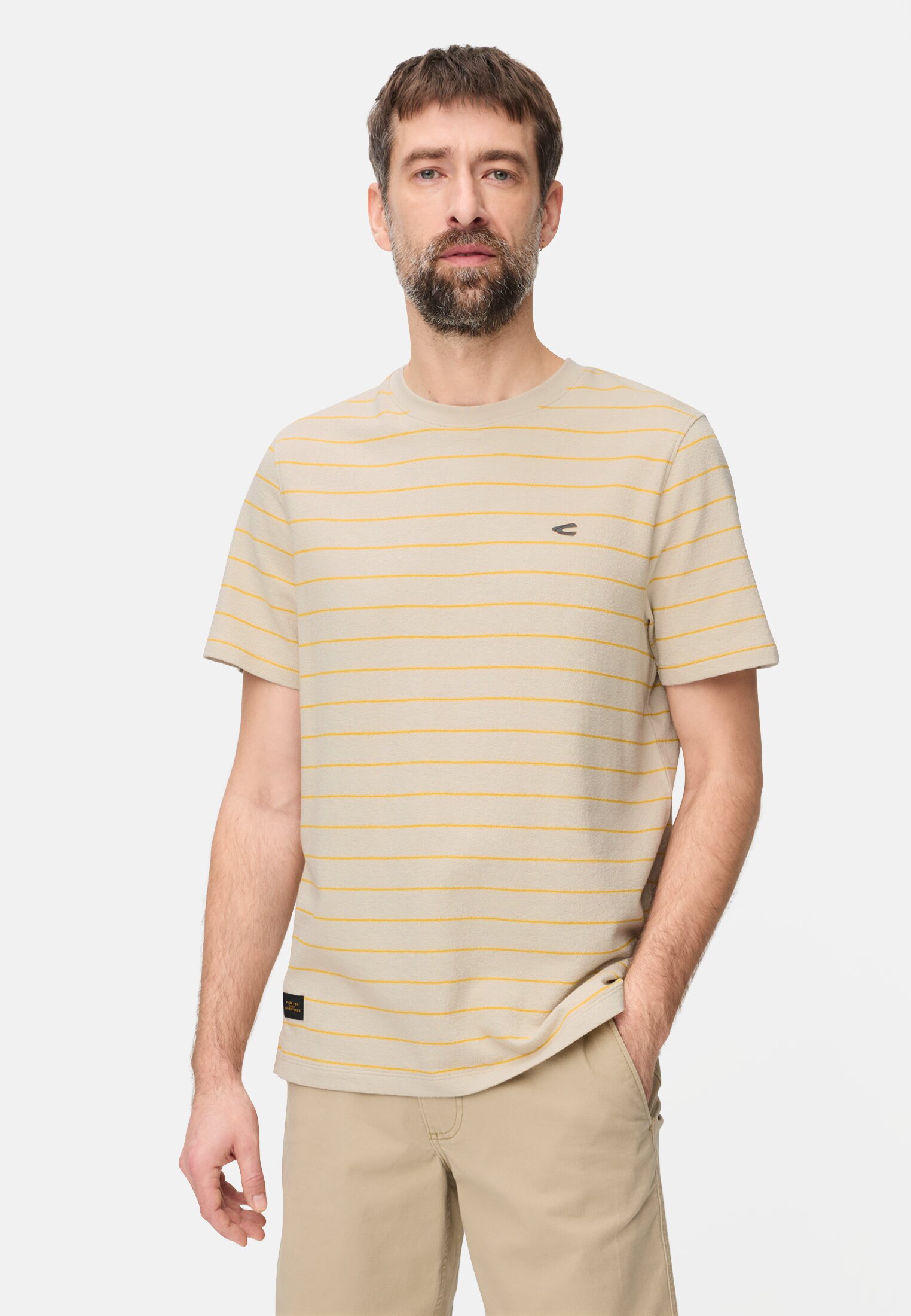 Men T-Shirt made of pure cotton Sun Yellow worn front