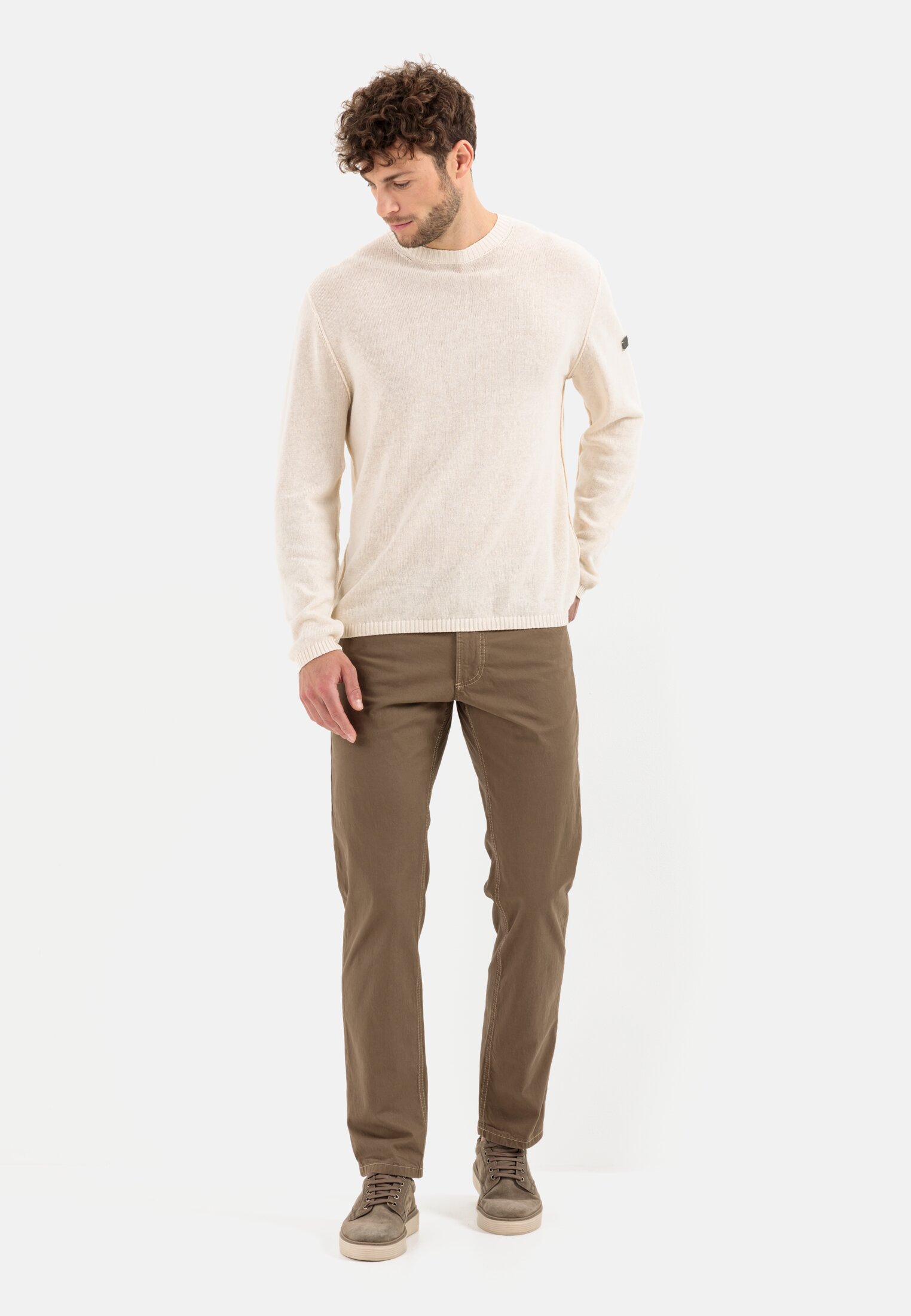 Men Regular Fit 5-Pocket Trousers Brown worn front full body