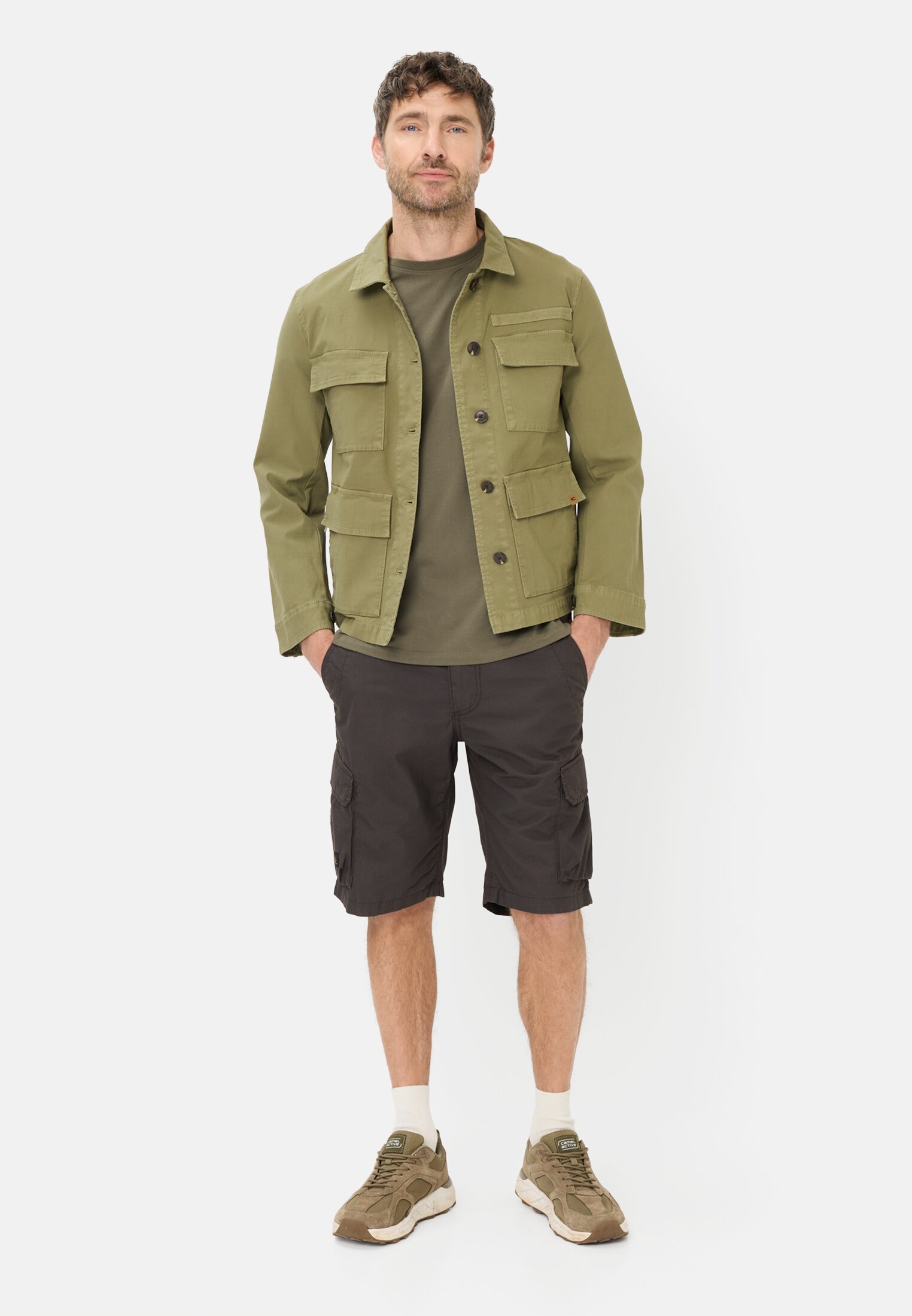 Men Cargoshorts made of pure cotton Black worn front full body