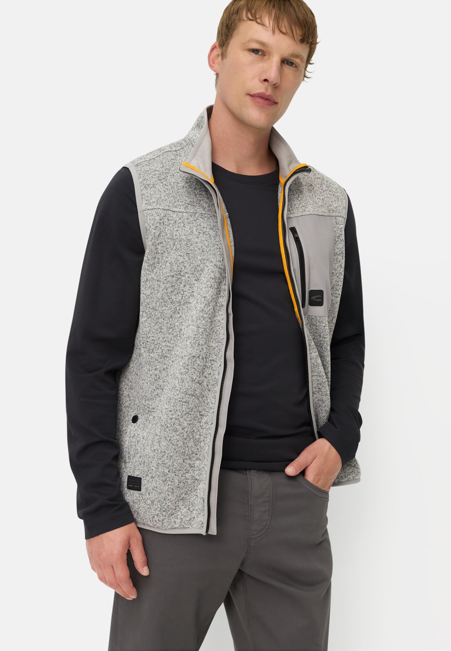 Men Fleece vest with warming lining Grey worn emotional
