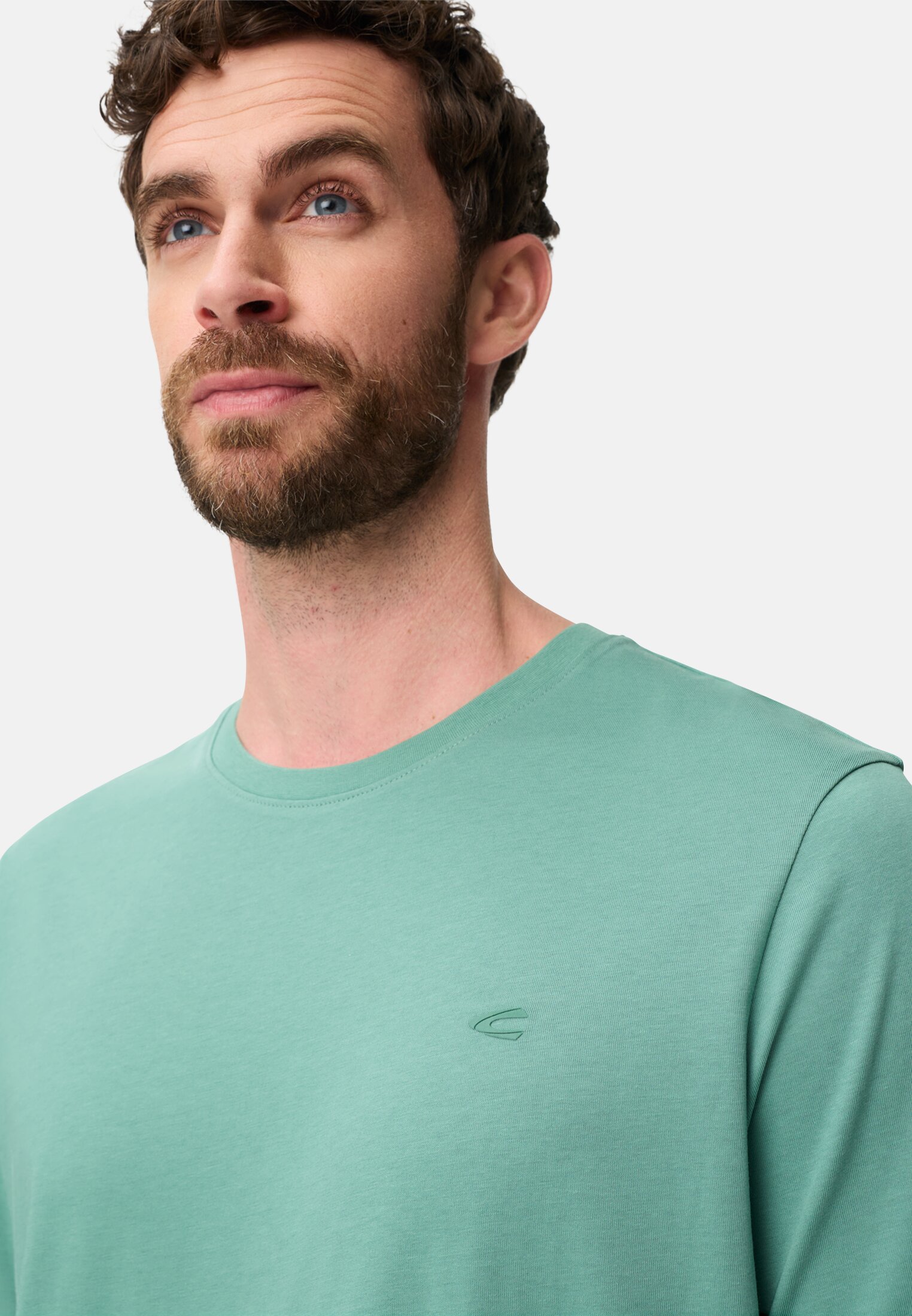 Heren fleXXXactive® T-shirt met ronde hals Lagunengroen gedragen detail dichtbij
