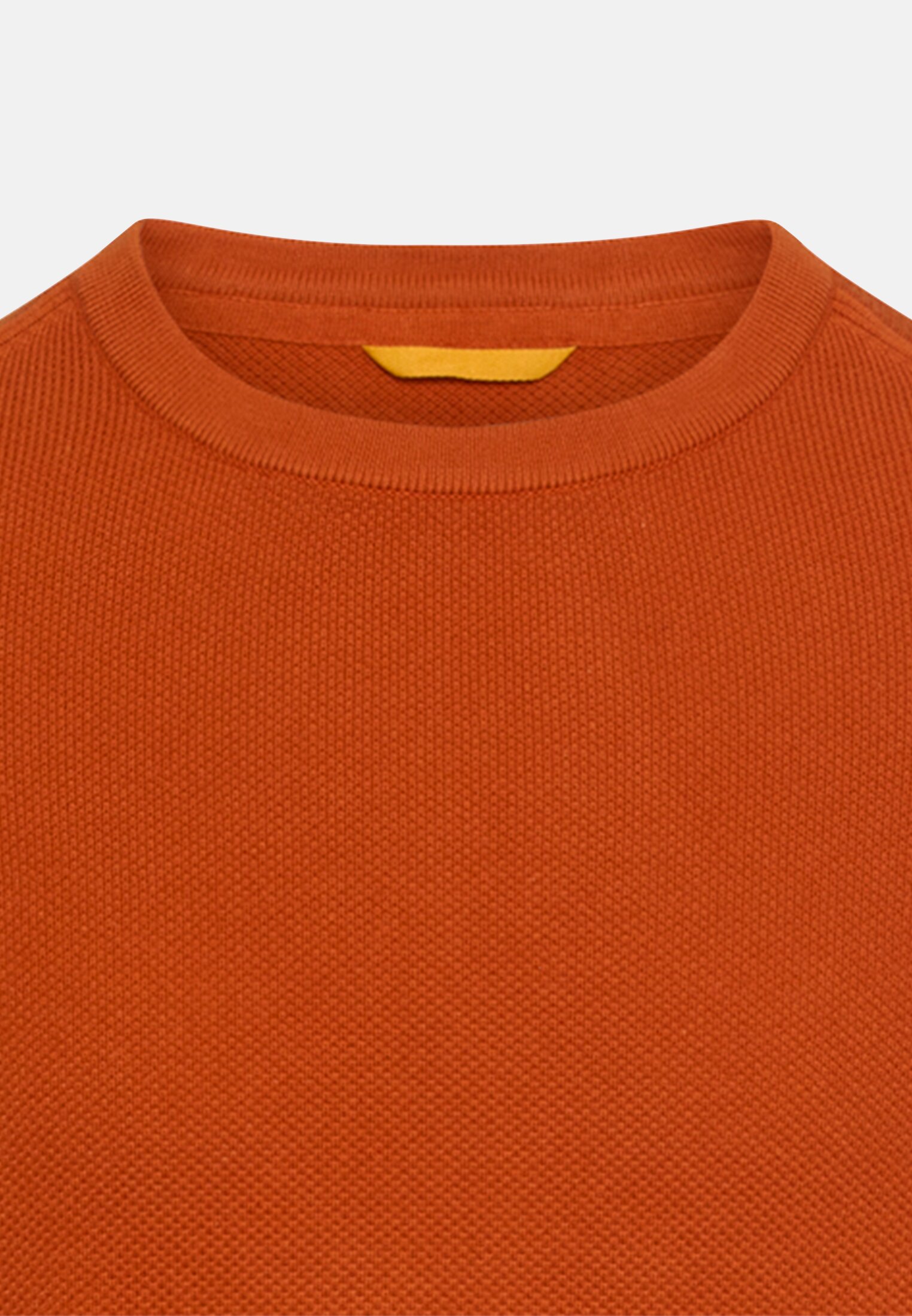 Herren Baumwollpullover mit strukturiertem Oberflächendesign Zimt vorne nah