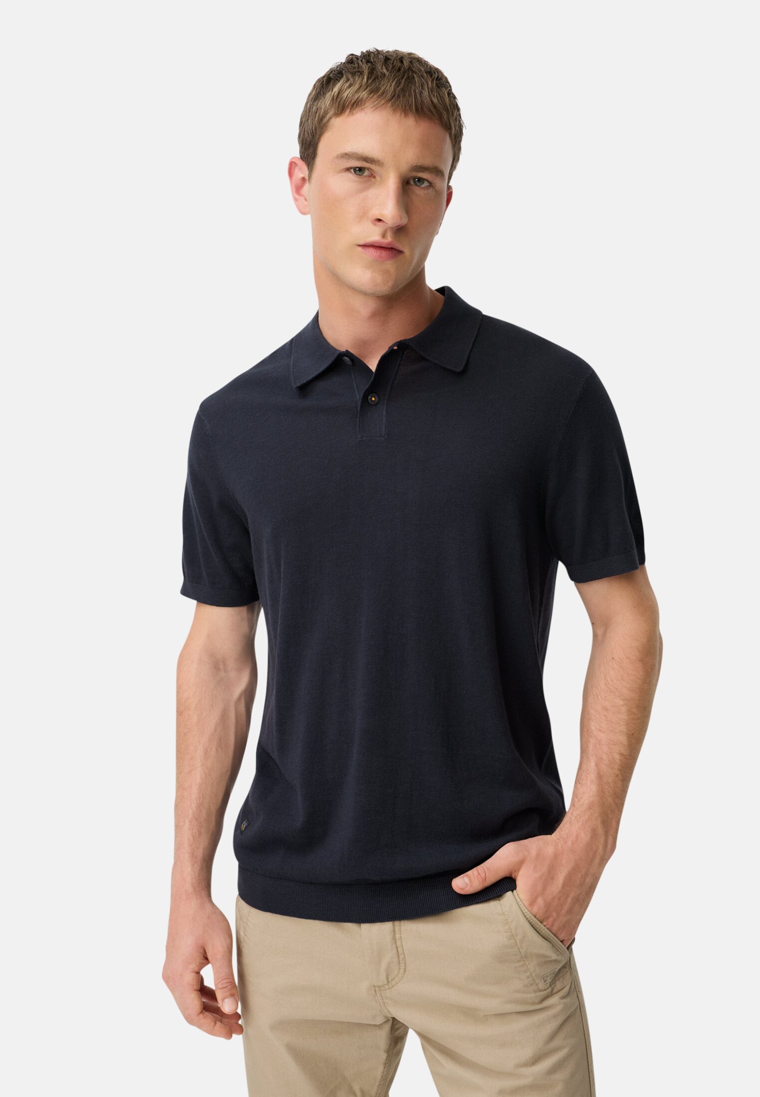Men Lightweight knitted polo made from pure cotton Navy blue worn front