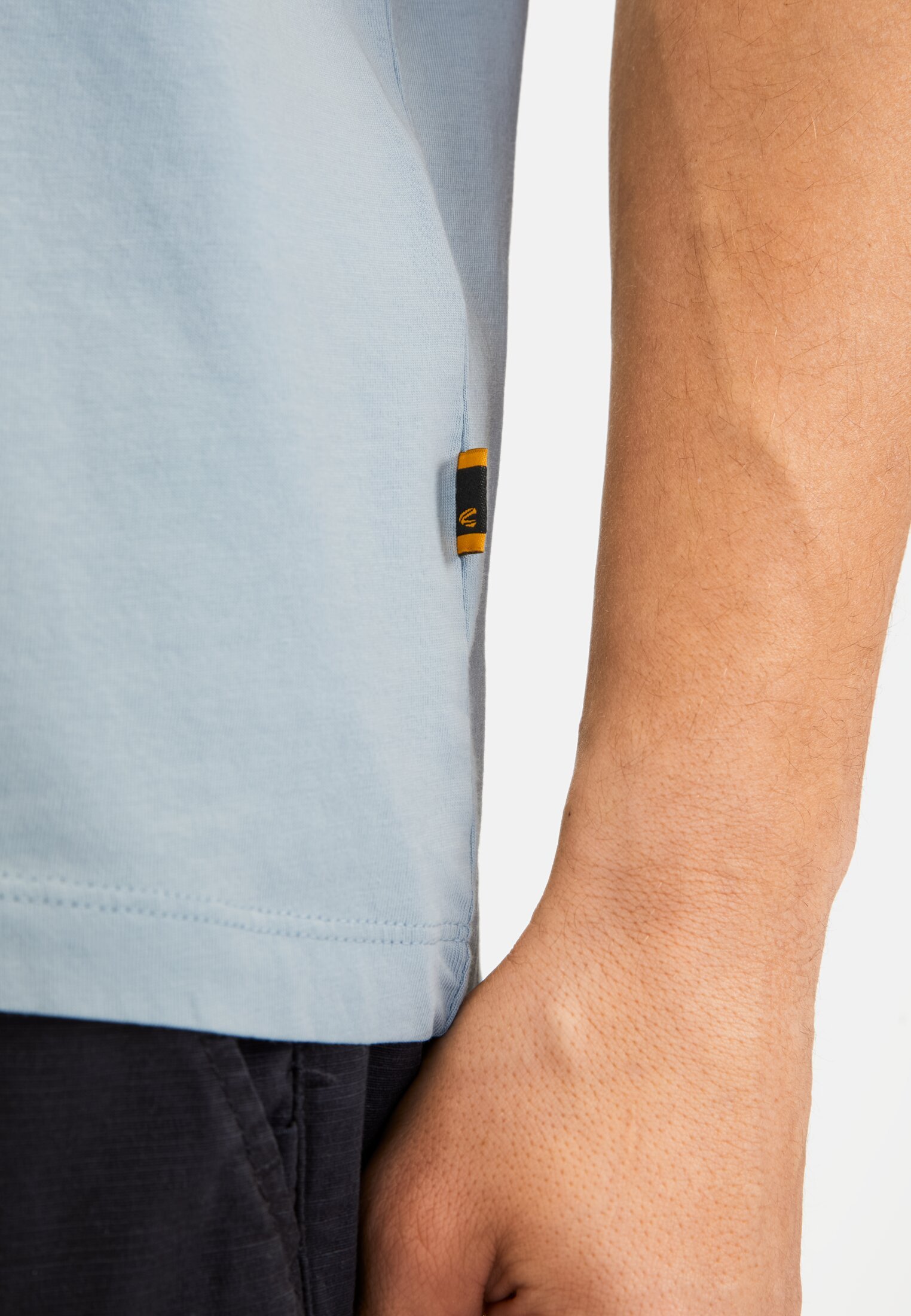 Men T-shirt made from organic cotton Blue worn detail close