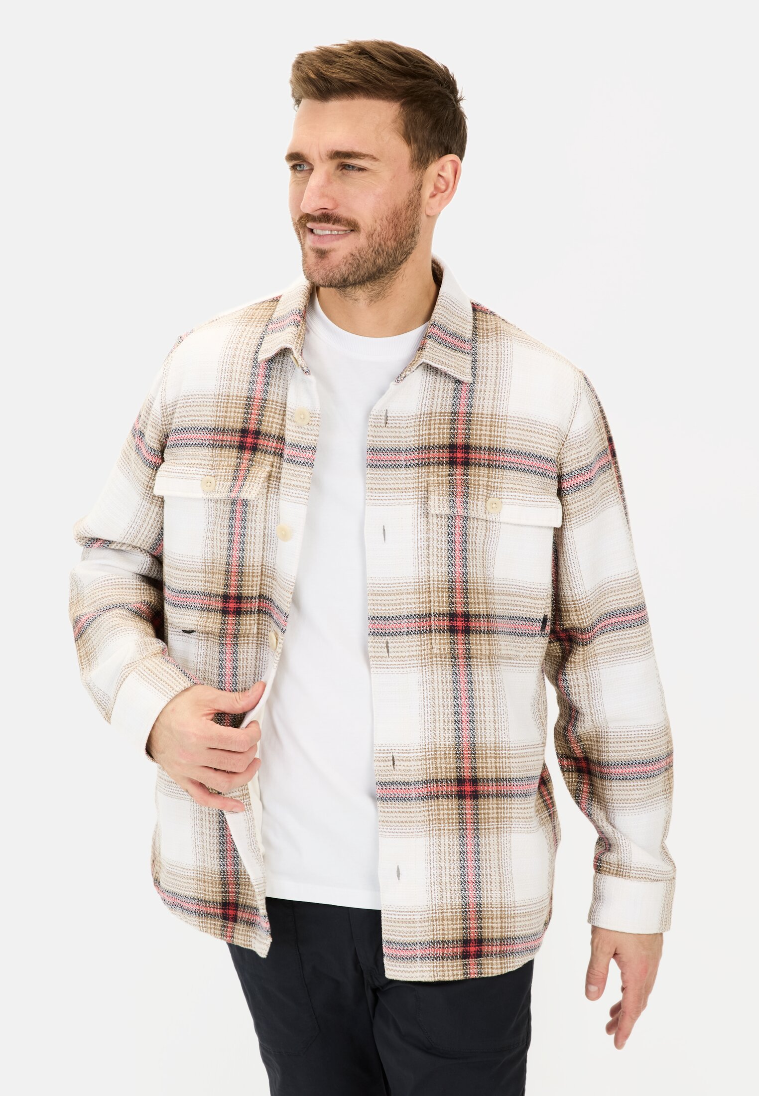 Men Relaxed Fit overshirt with side slit pockets Red worn front