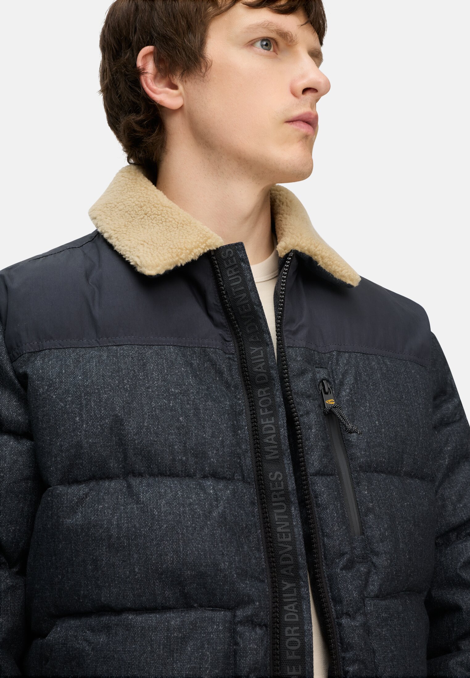 Herren Blouson mit abnehmbarem Kragen Navyblau getragen detailliert nah