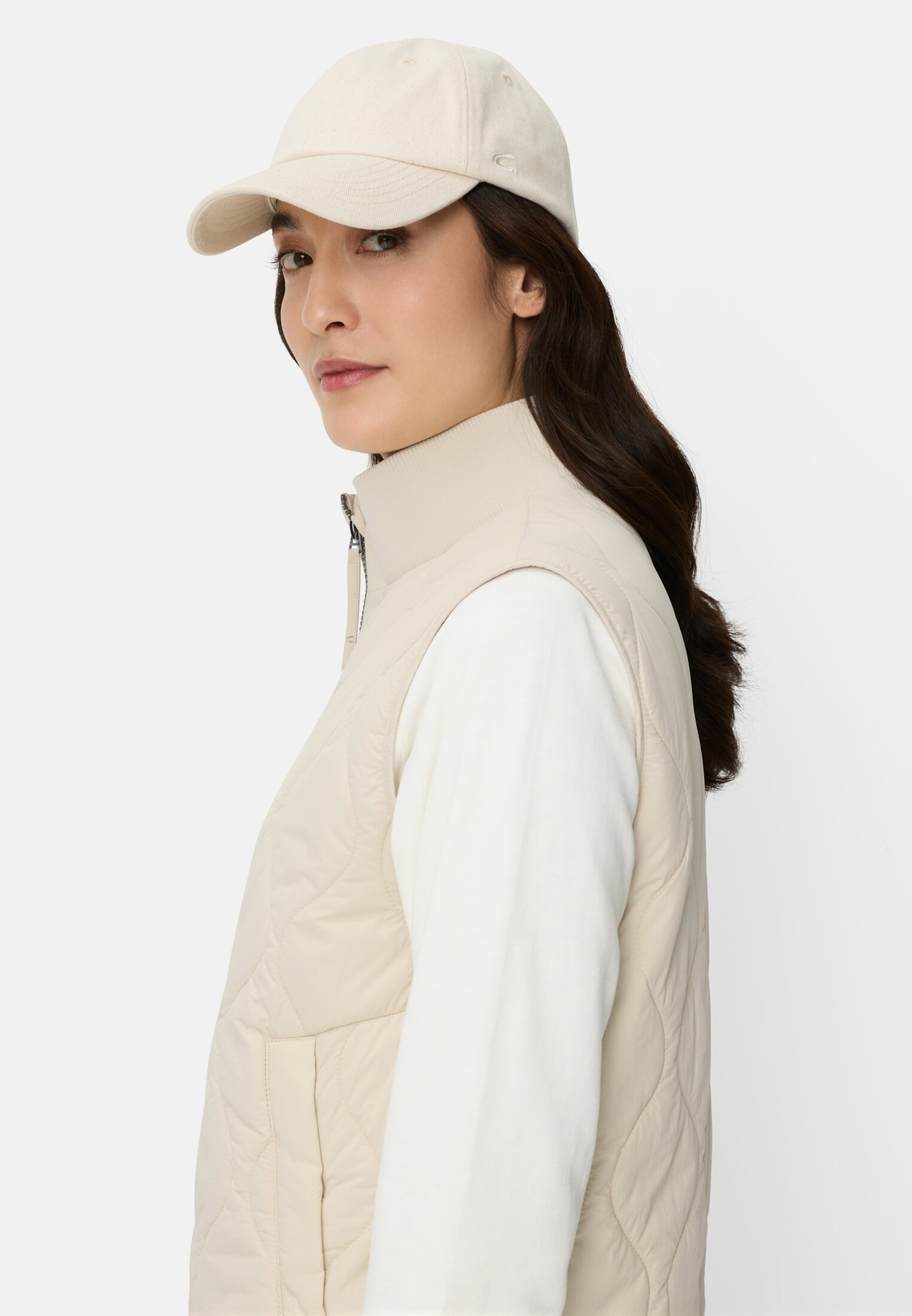 Damen Weste mit Stehkragen Eiche getragen emotional