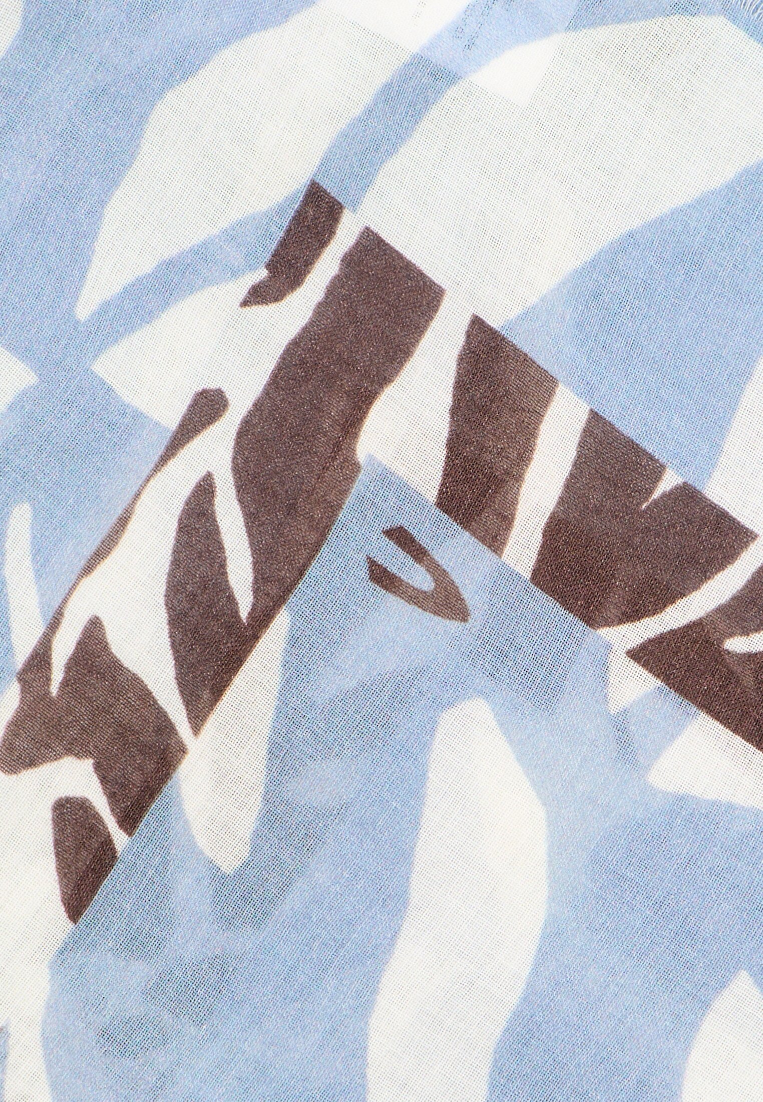 Vrouwen Sjaal met all-over print Lichtblauw achter dichtbij