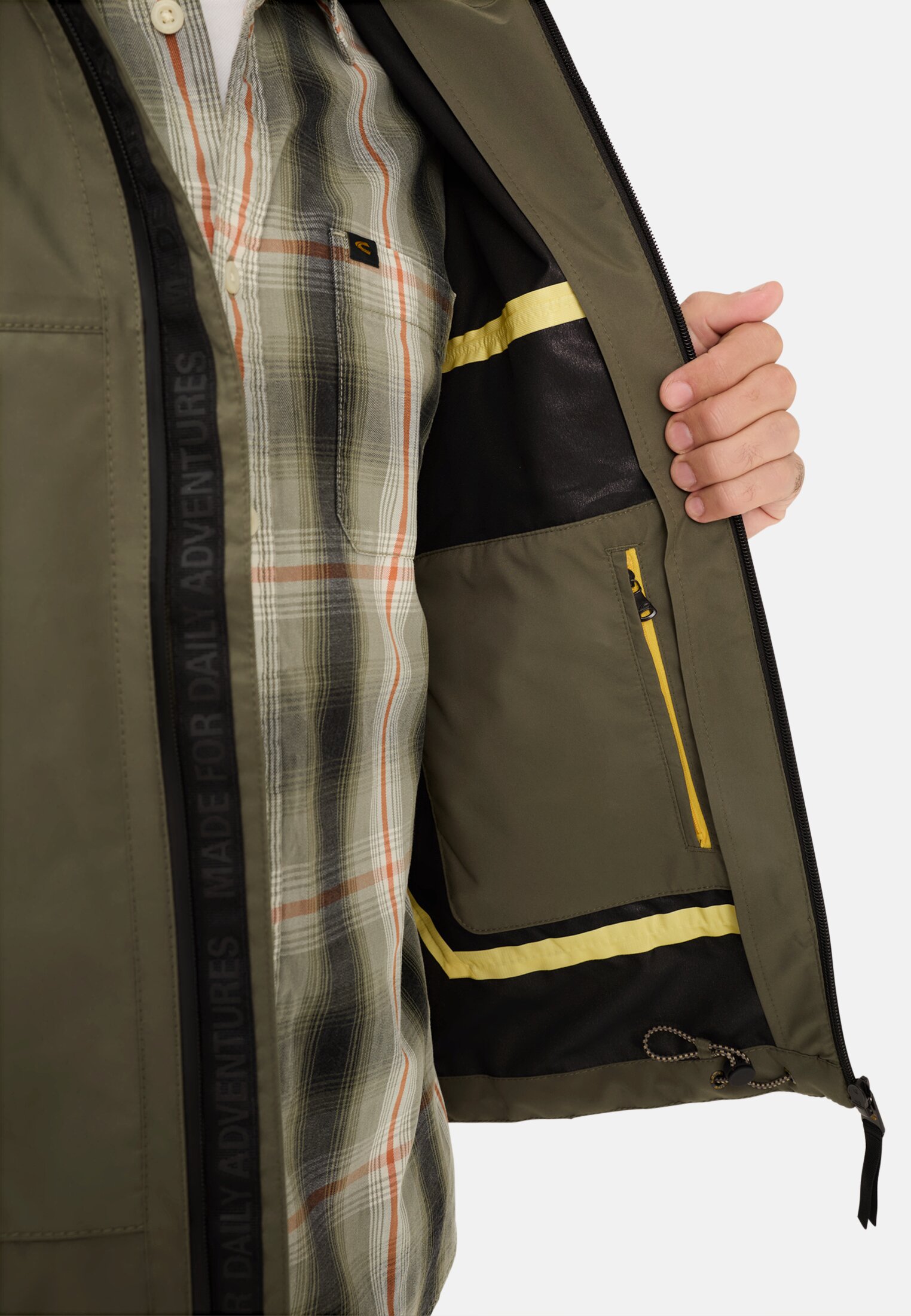 Herren teXXXactive® Blouson mit Kapuze Olivgrün getragen detailliert nah