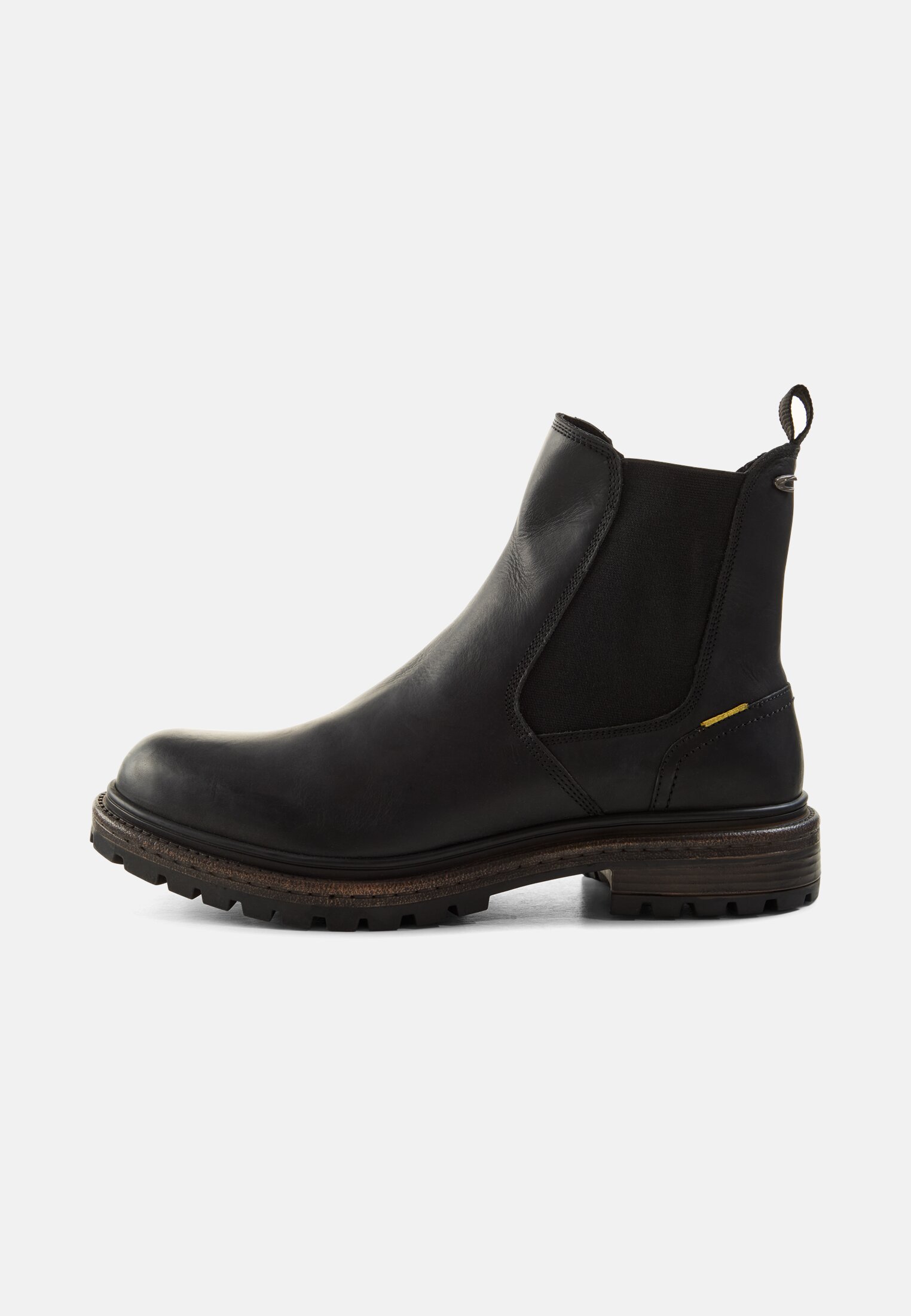 Men Chelsea boot made of real leather Black frontal front