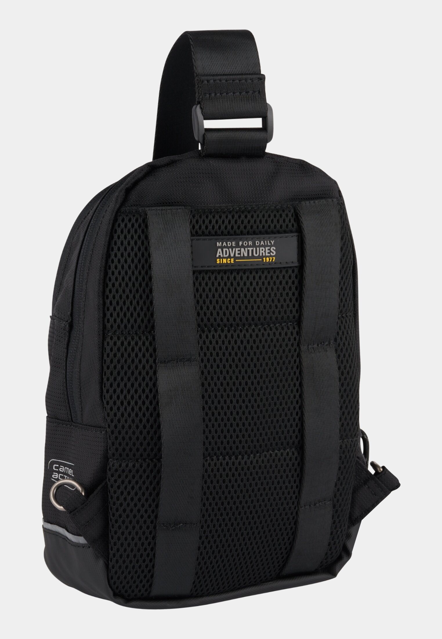Men CONNECT backpack with reflective details Black frontal back