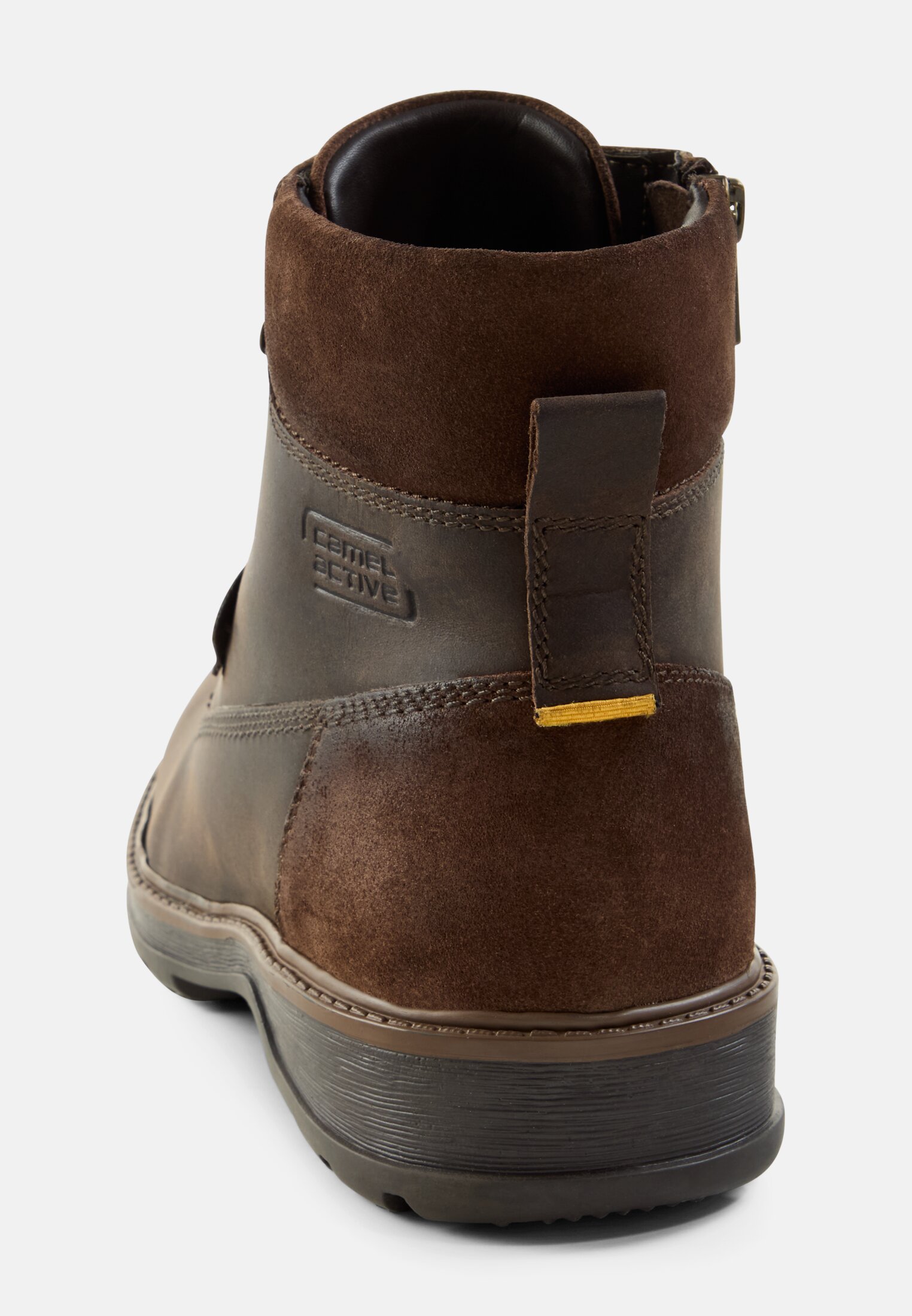 Men Boot with slip-resistant sole Brown front close