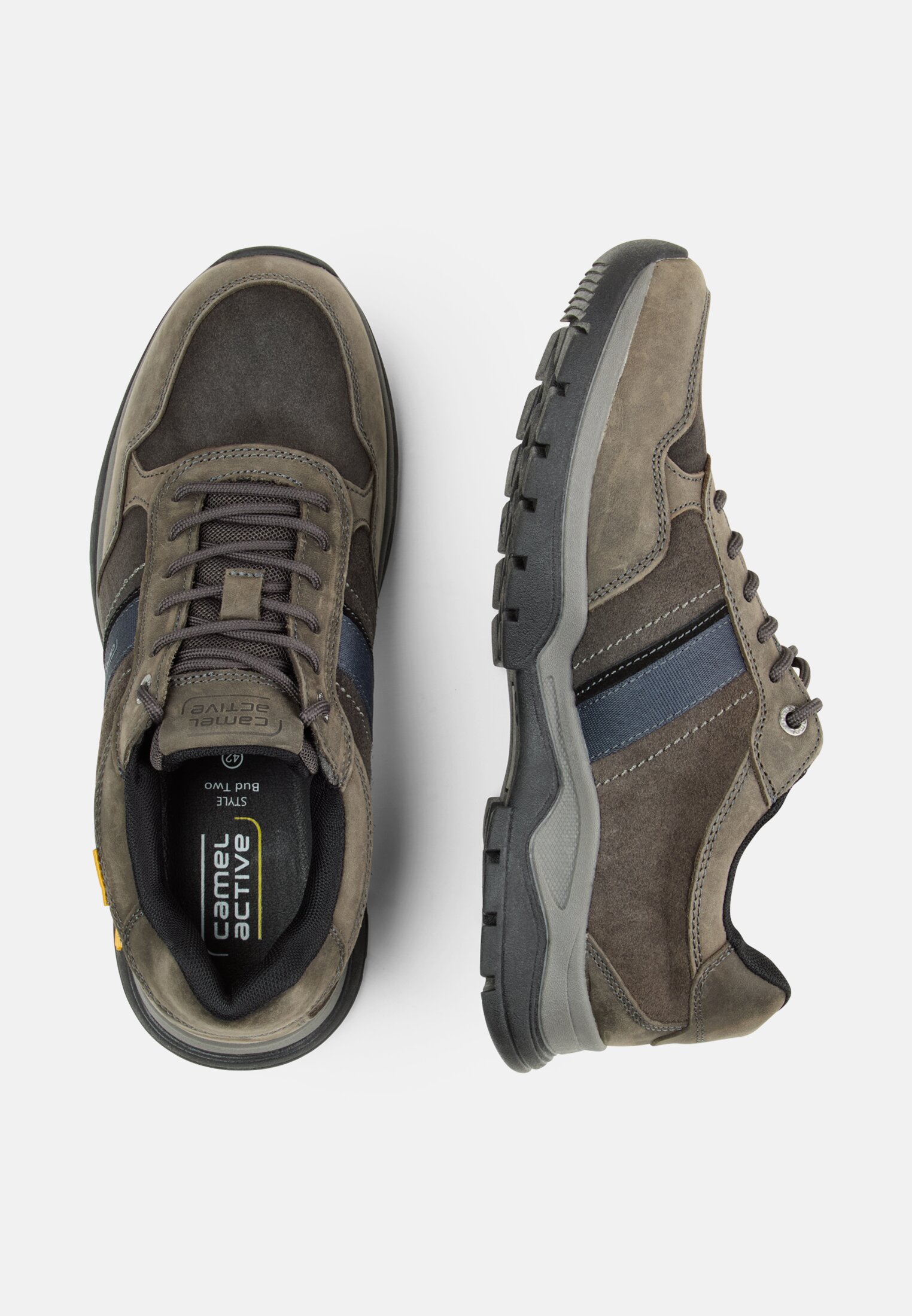 Men Sneakers with contrast details Grey frontal top