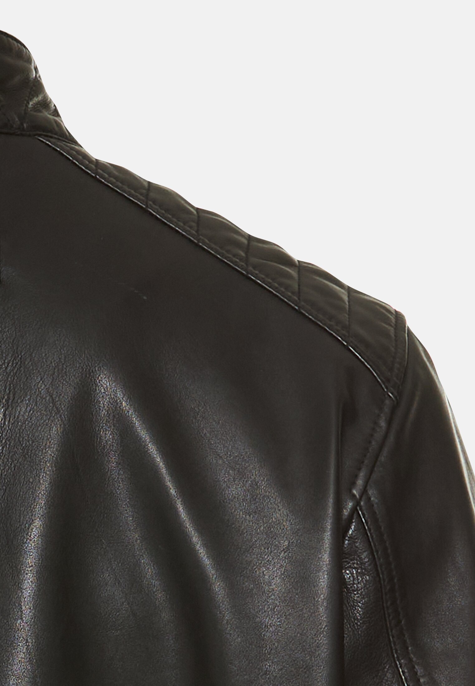 MI_31130-5L23-08_4G-00 Men Leather jacket with patch pockets Black close back